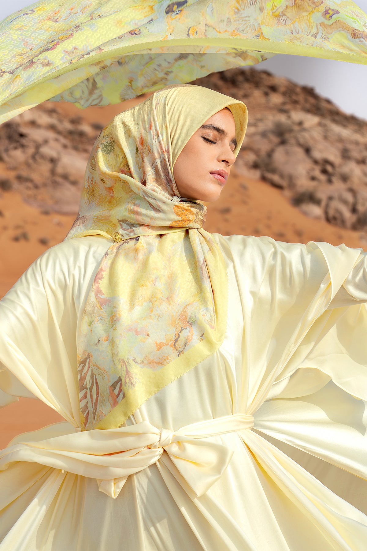 Dune Jacquard Voile Square - Sunny