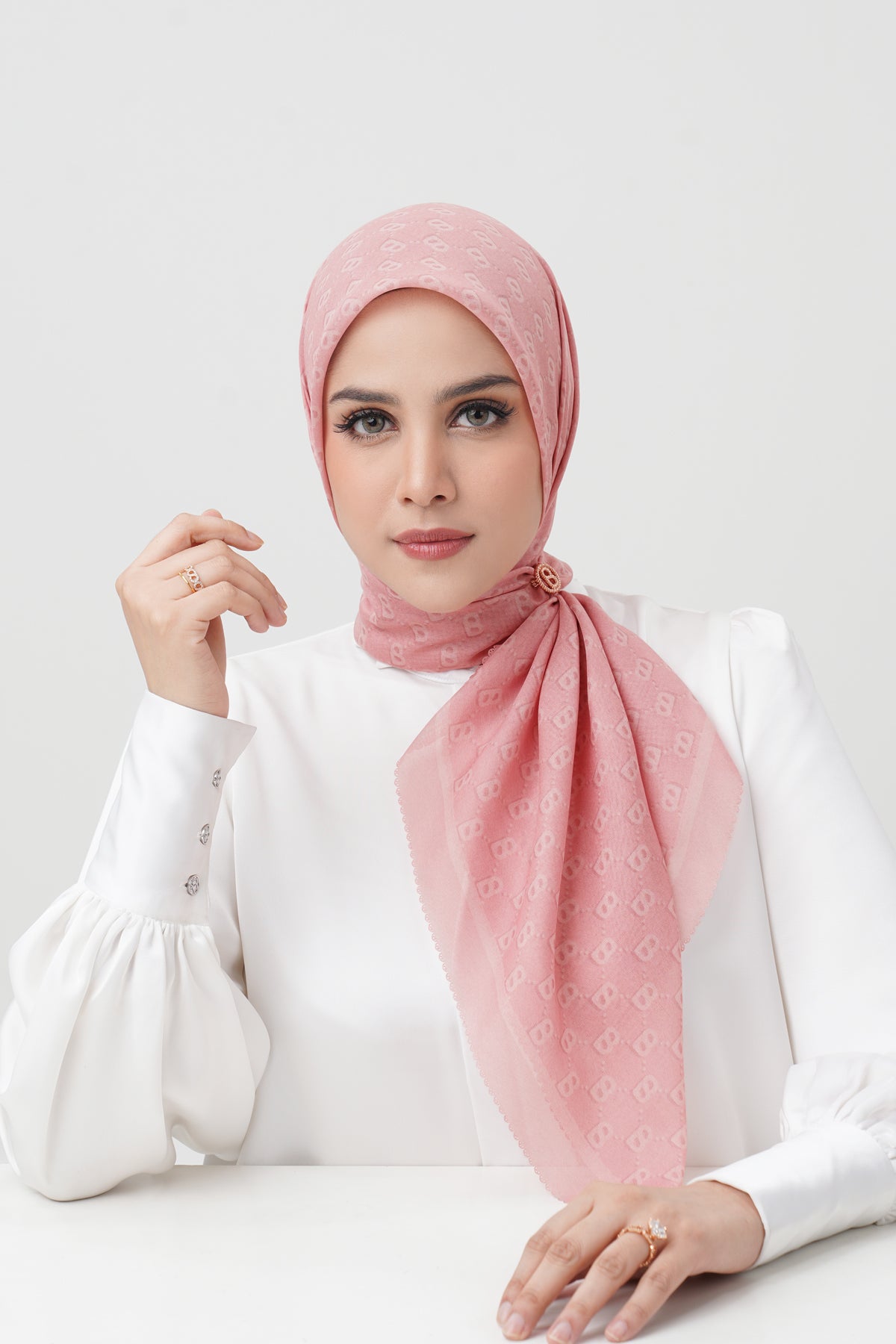 Beverly Square - Rose