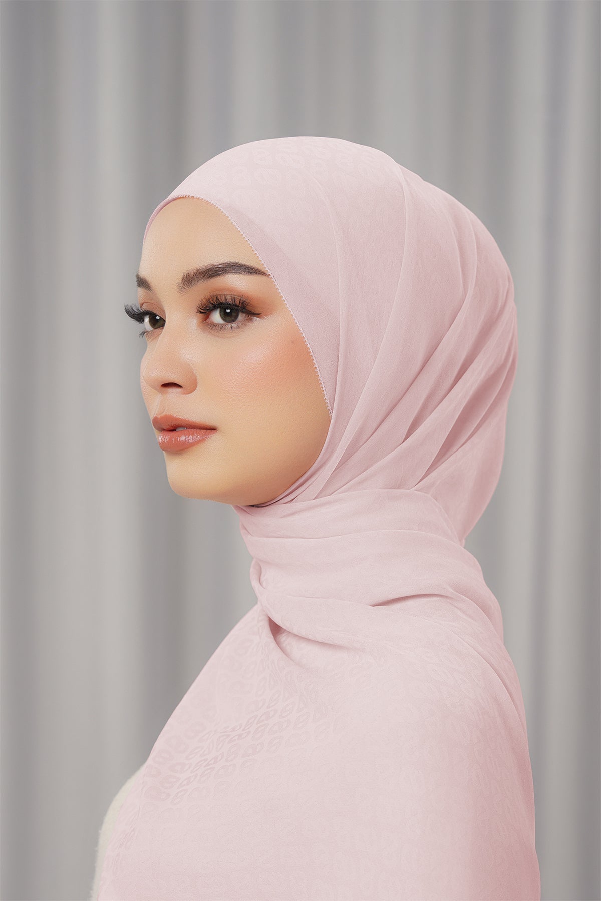 Georgette Tapis Shawl - Lotus