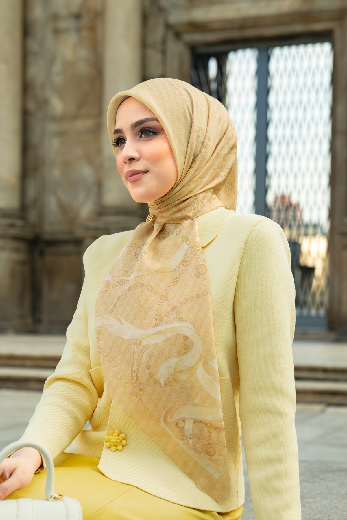 Signature Chain Square Series - Lemonade