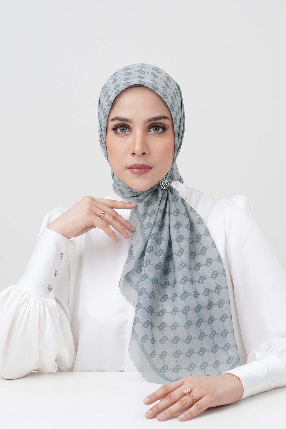 Beverly Square - Haze