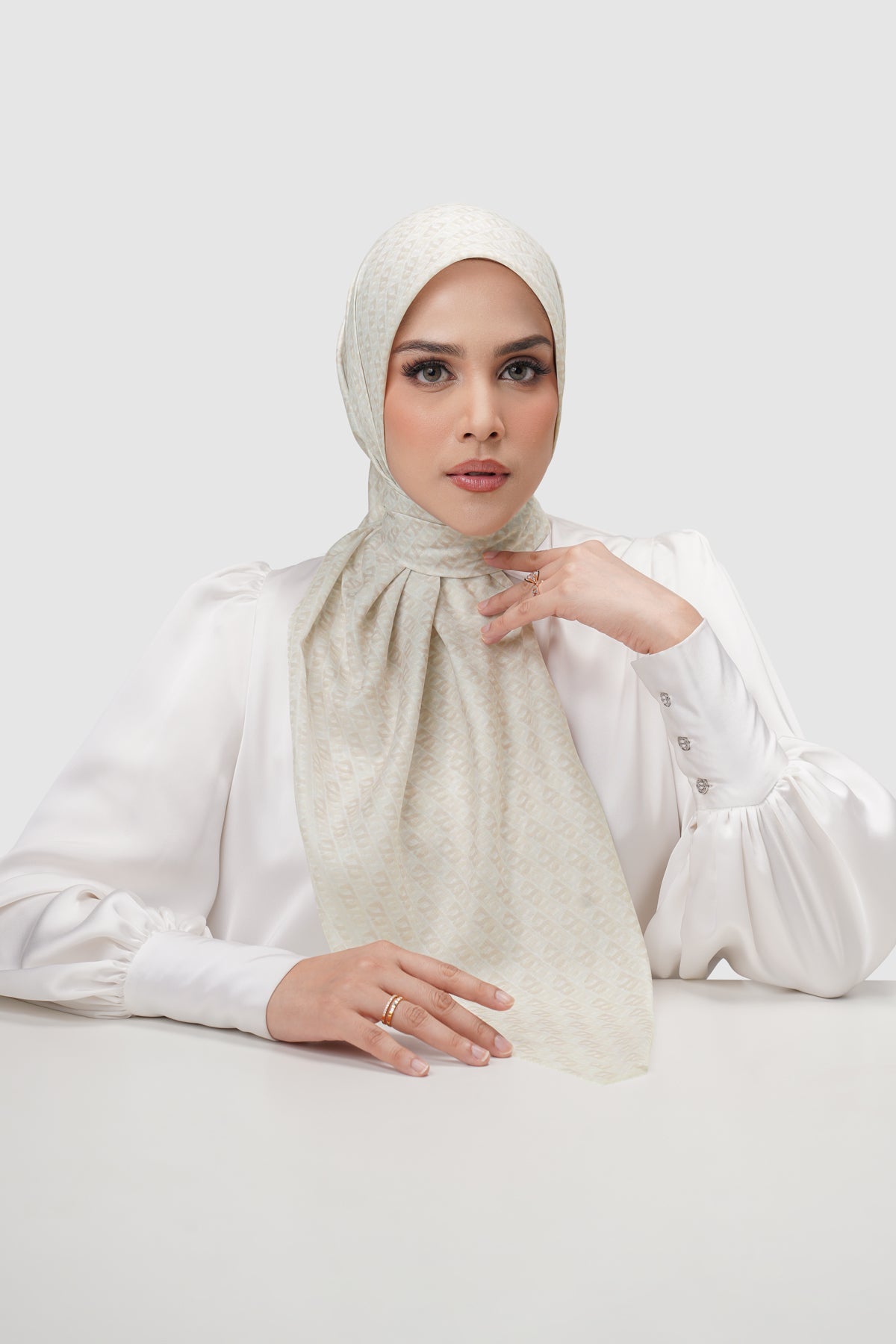 Interlock Voile Square - Bone