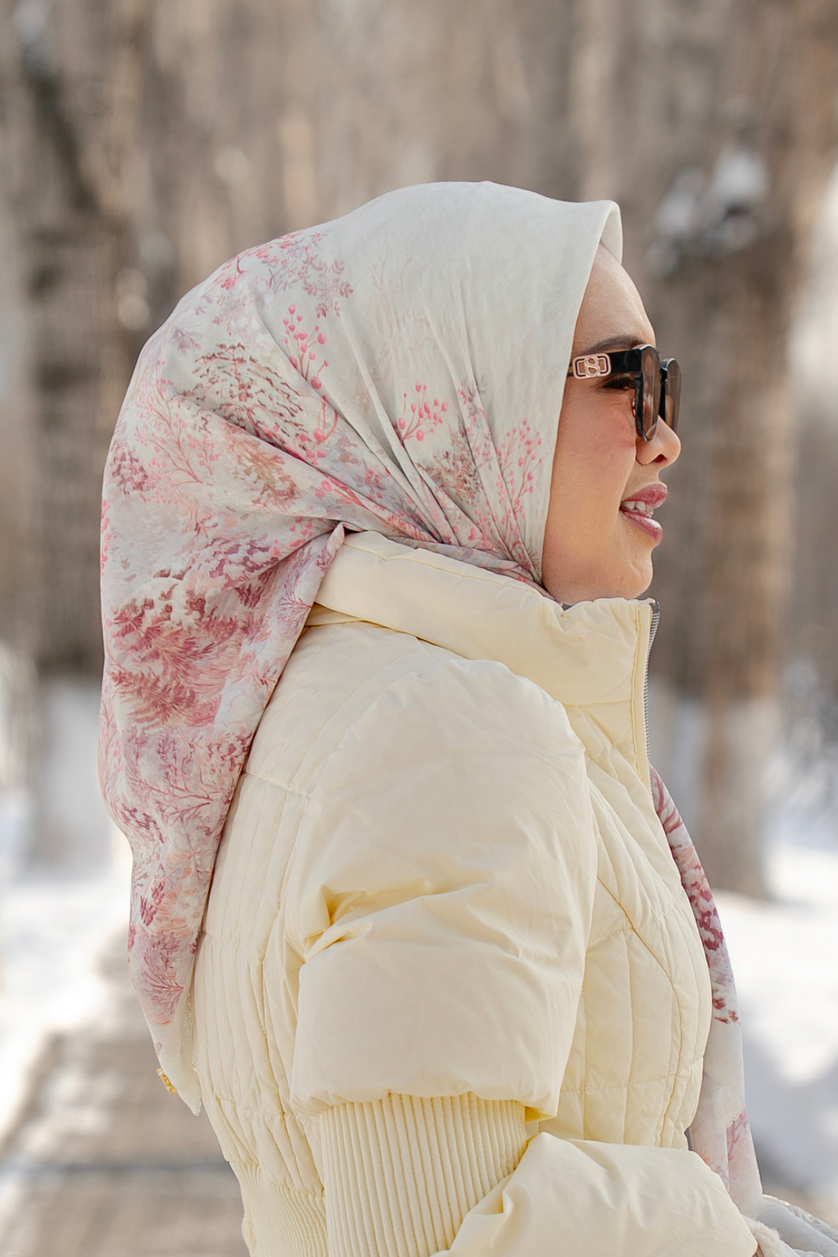 Holiday 3 Voile Square - Cashmere