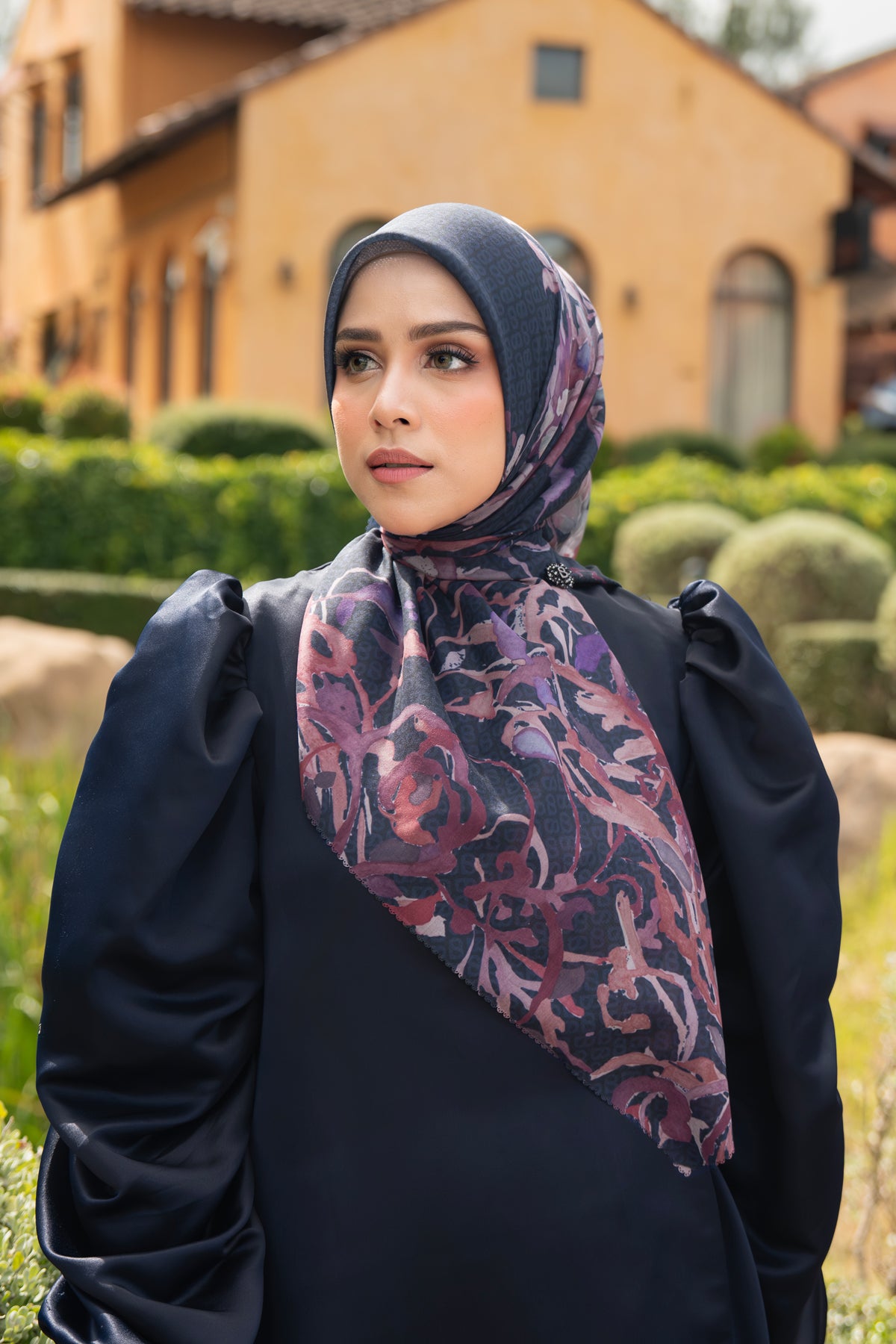 Velmora Square Series - Ink