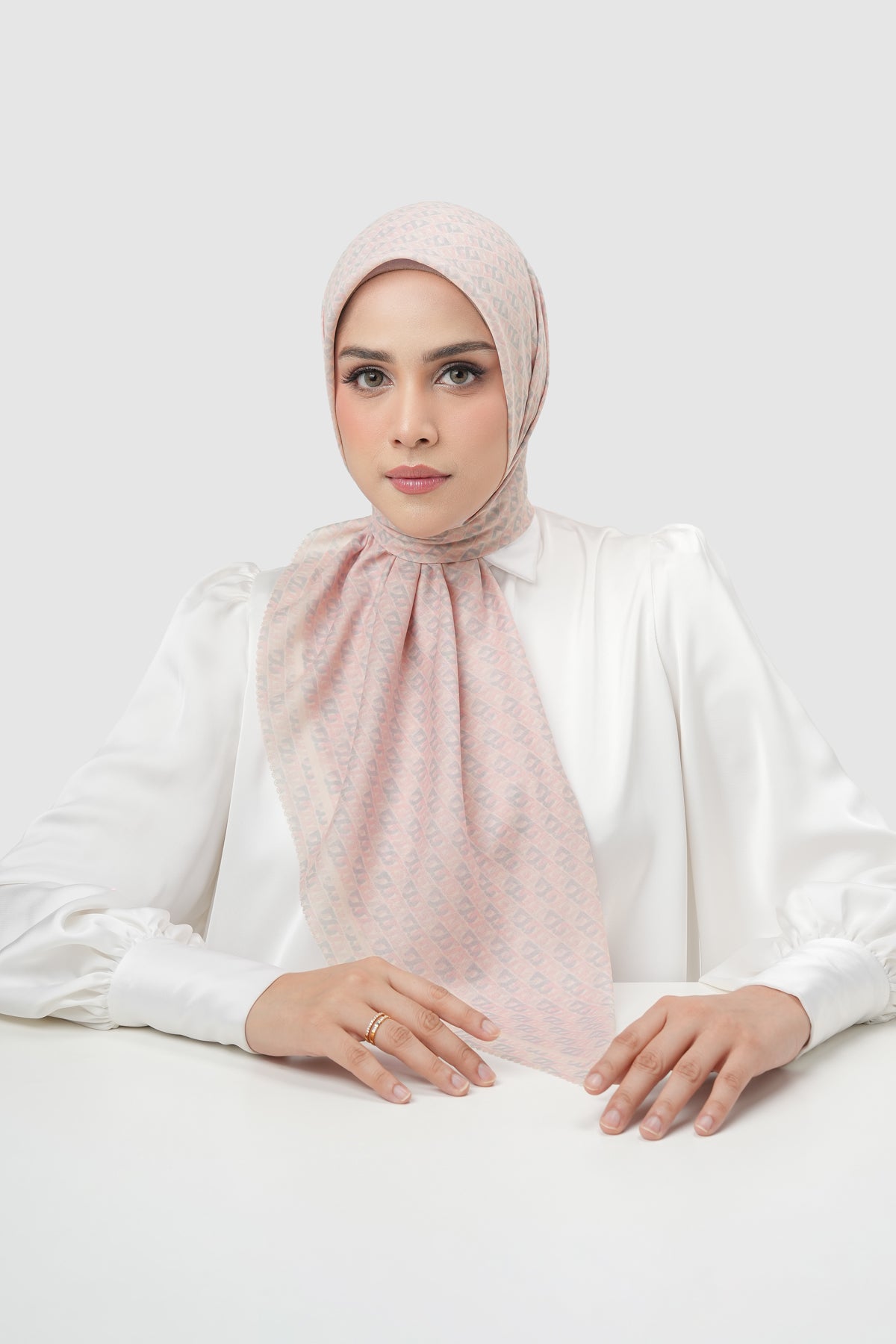 Interlock Voile Square - Bubblegum