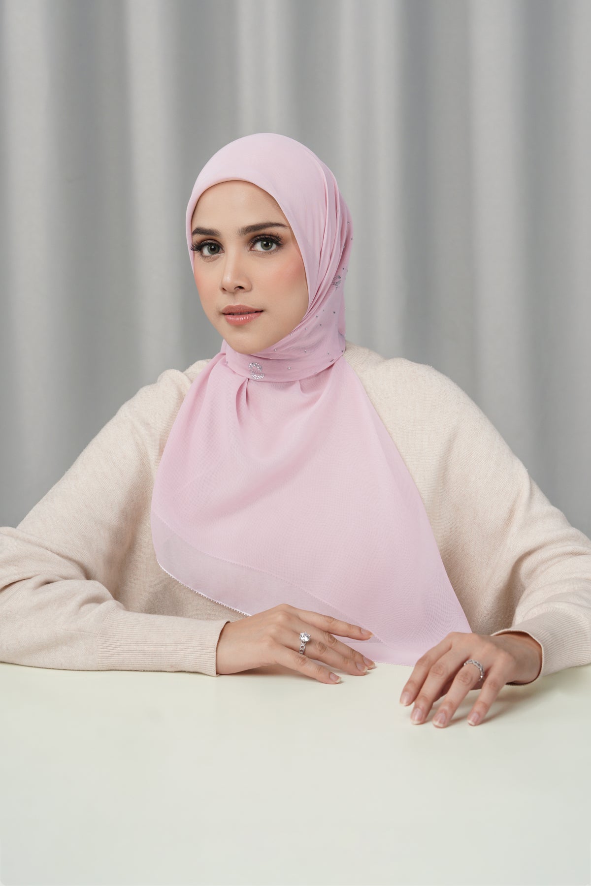 Everyday Glam Scarf - Dusty Pink