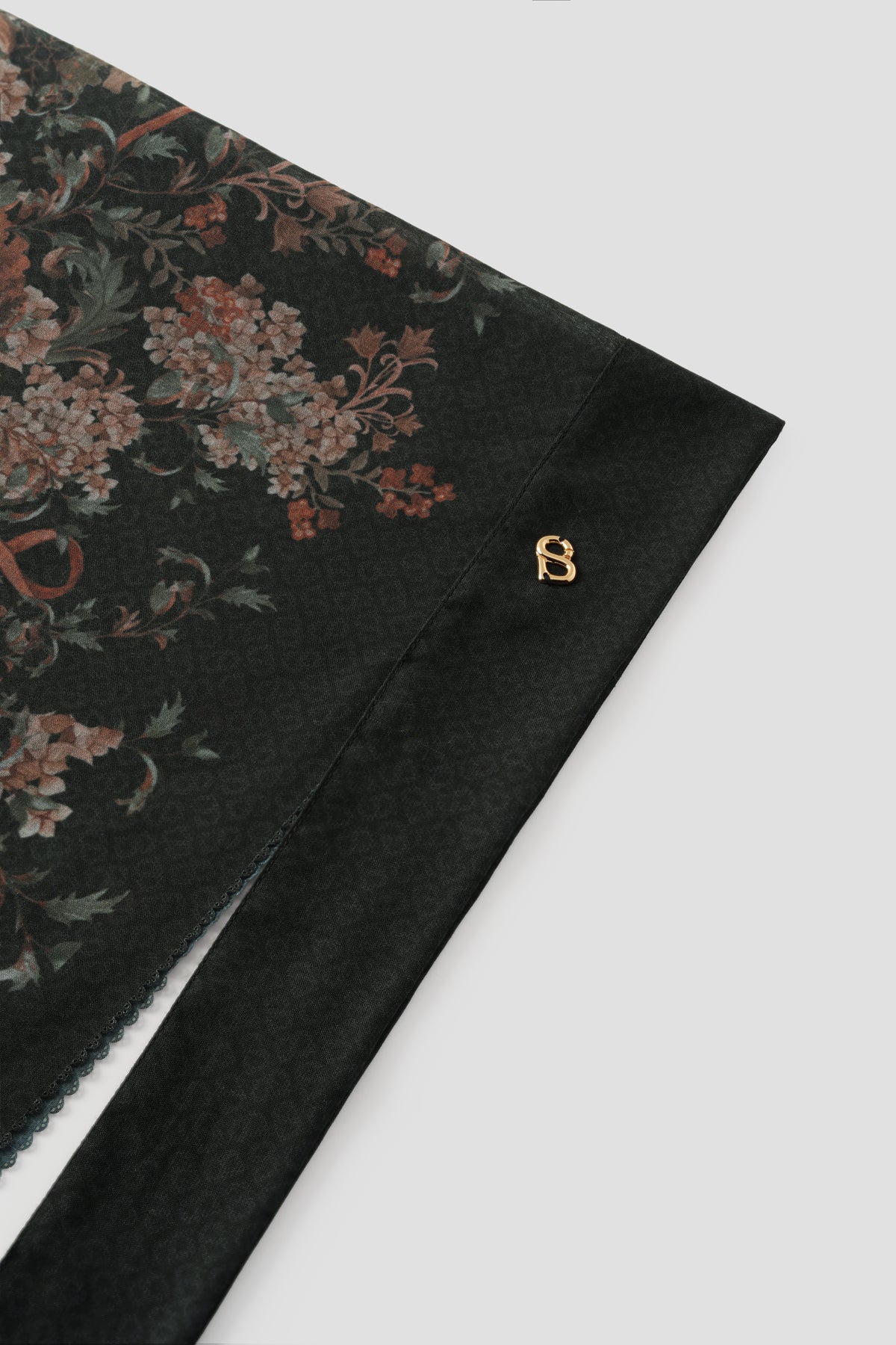 Istanbul Tie Back Shawl - Black Chili