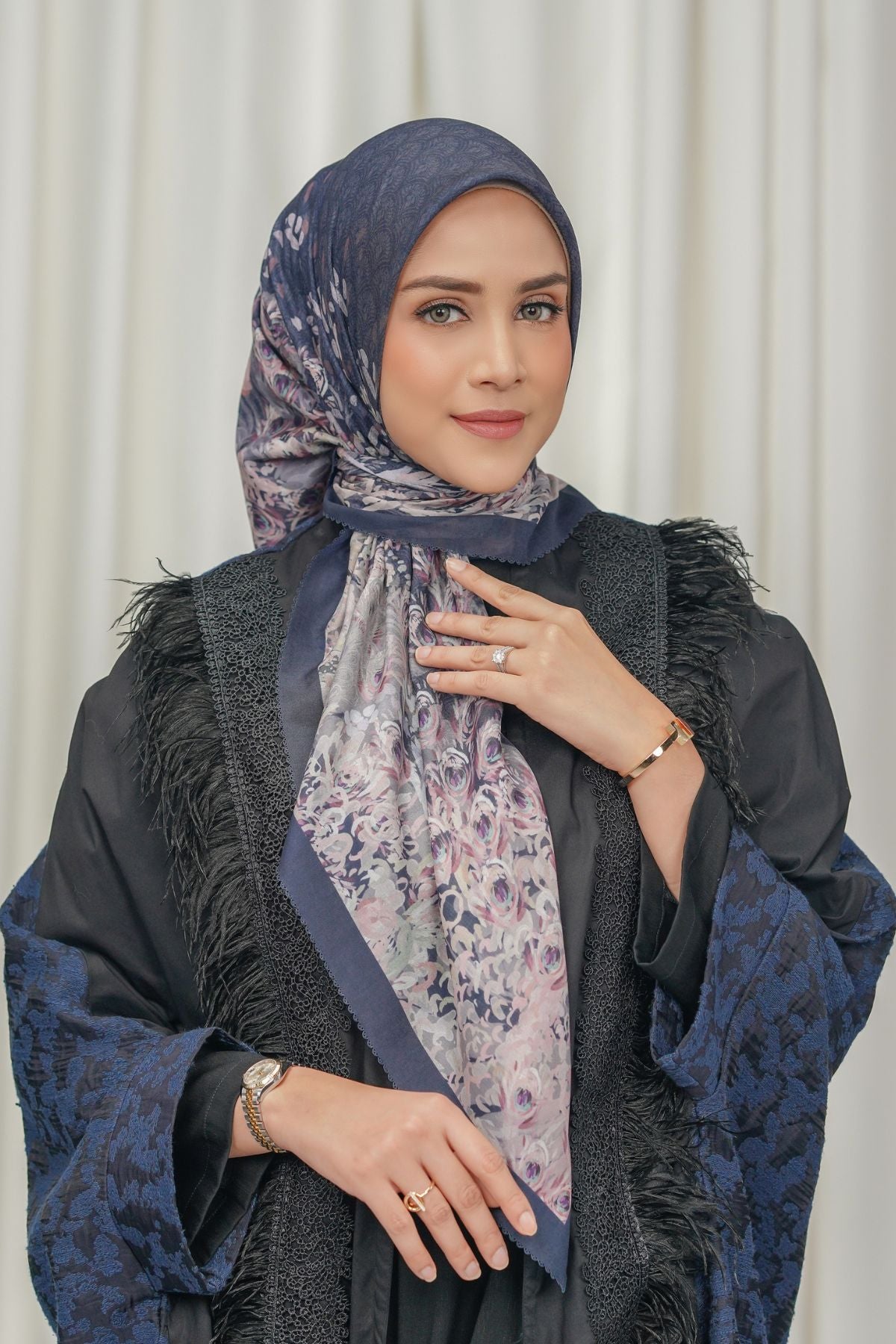 The Ederra 2.0 Square - Galaxy – Buttonscarves Malaysia