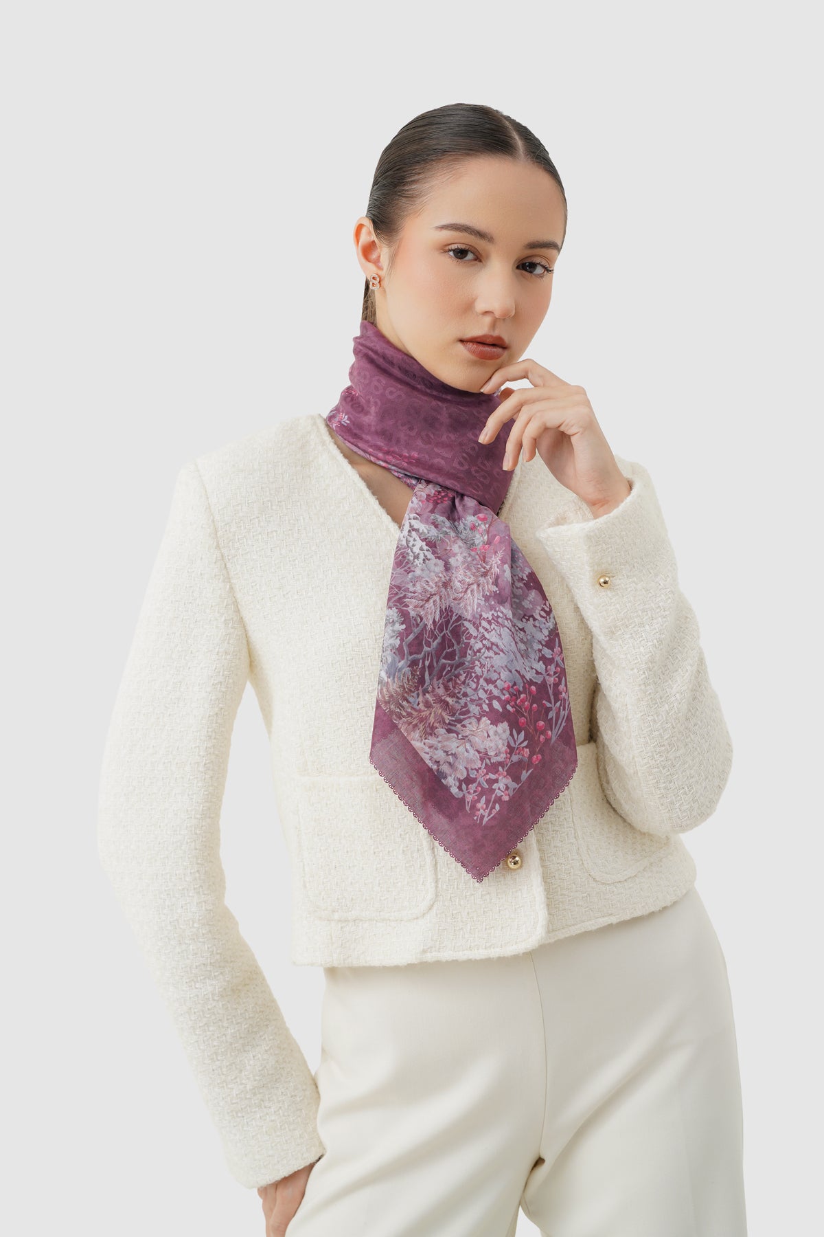 Holiday 3 Voile Square - Cranberry