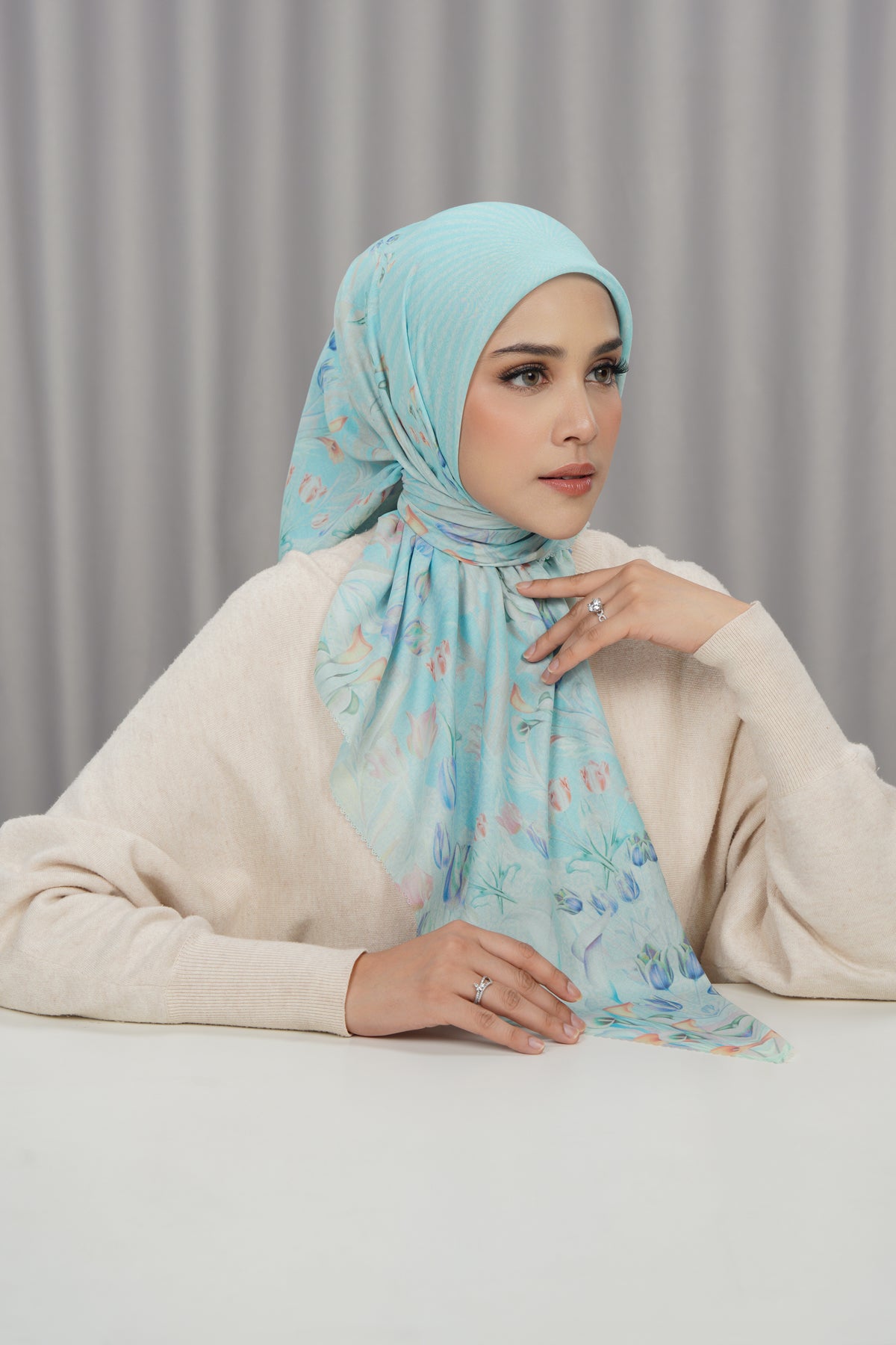 Tulip Voile Square - Breeze