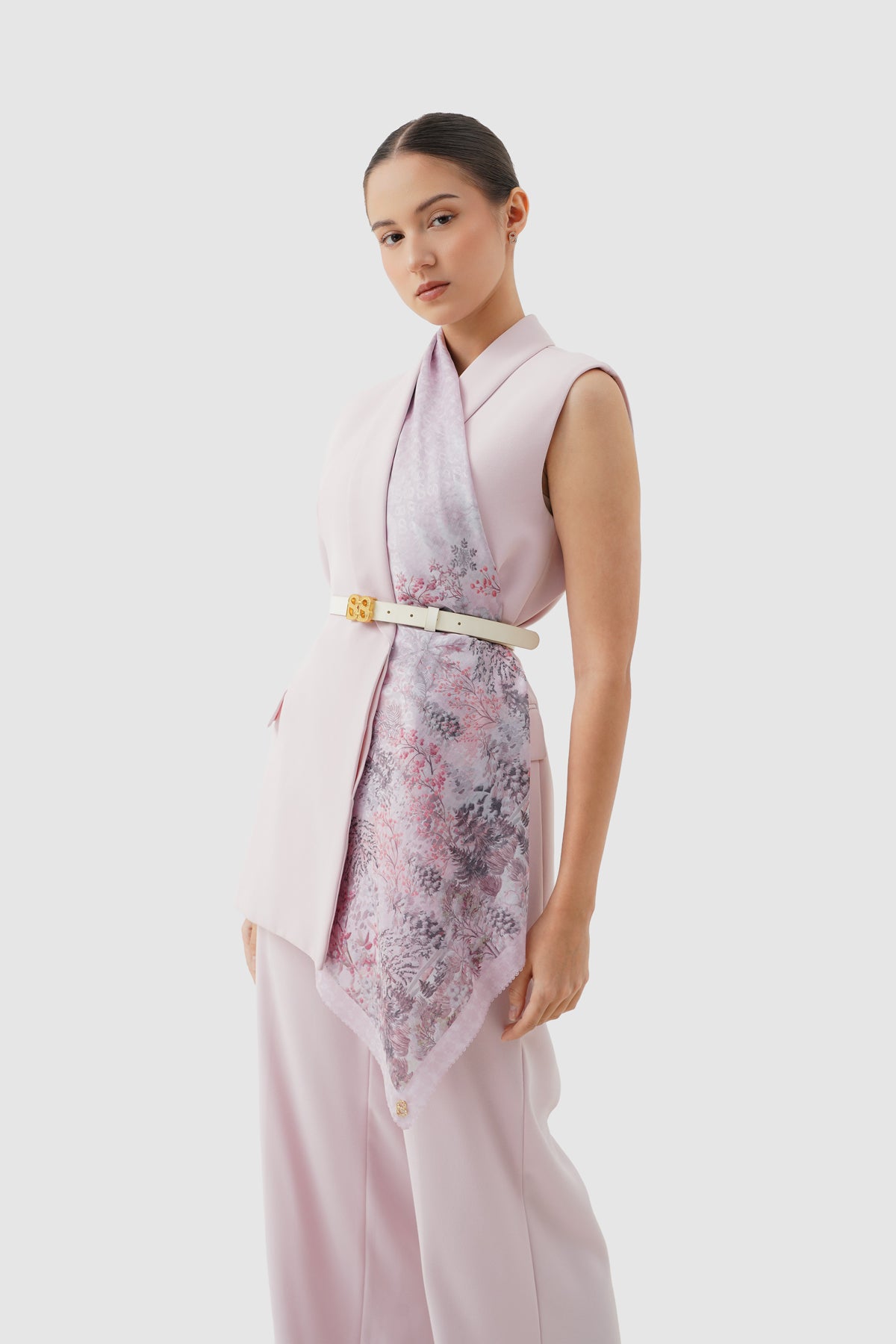 Holiday 3 Voile Square - Snowdrift Pink