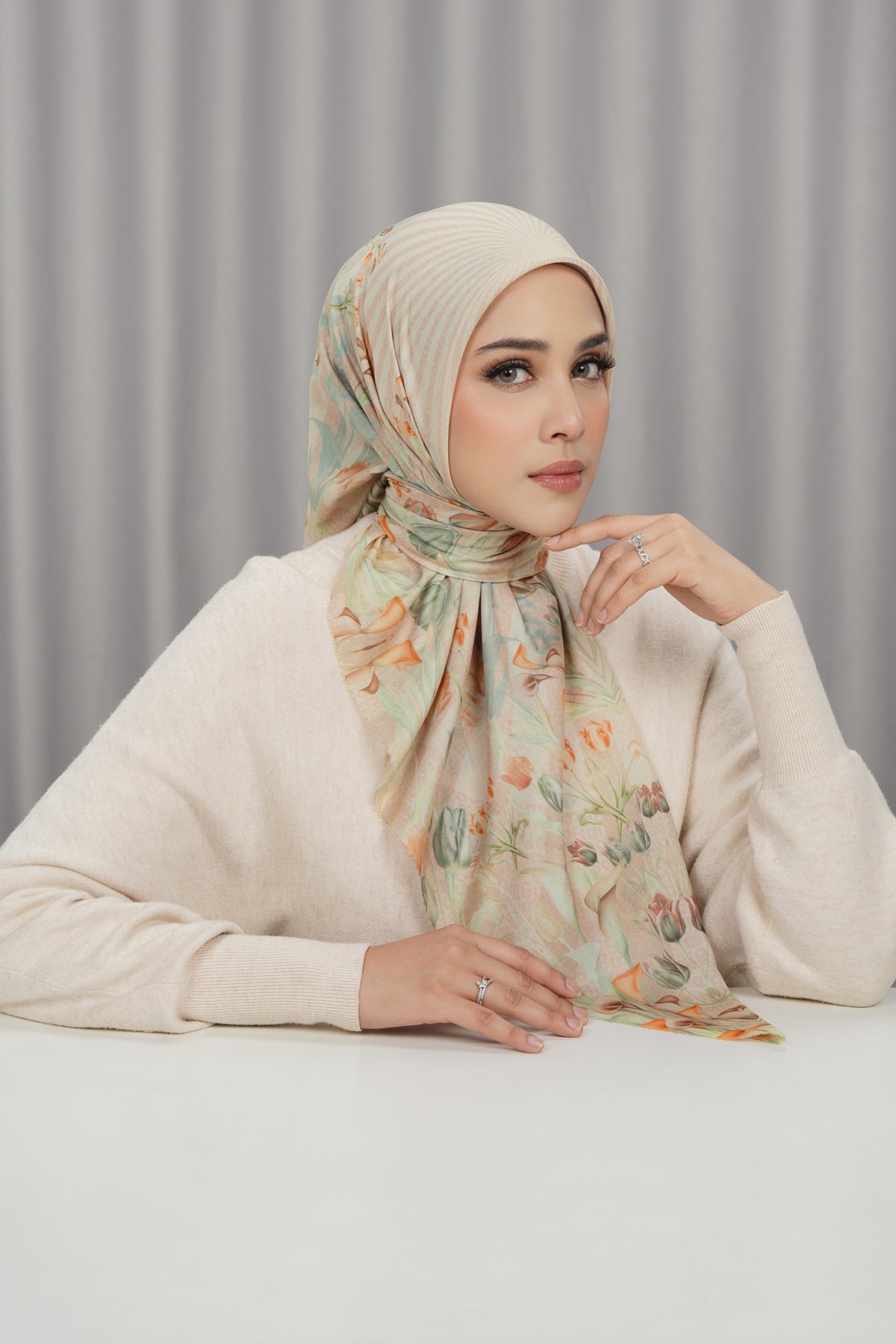 Tulip Voile Square - Sirocco