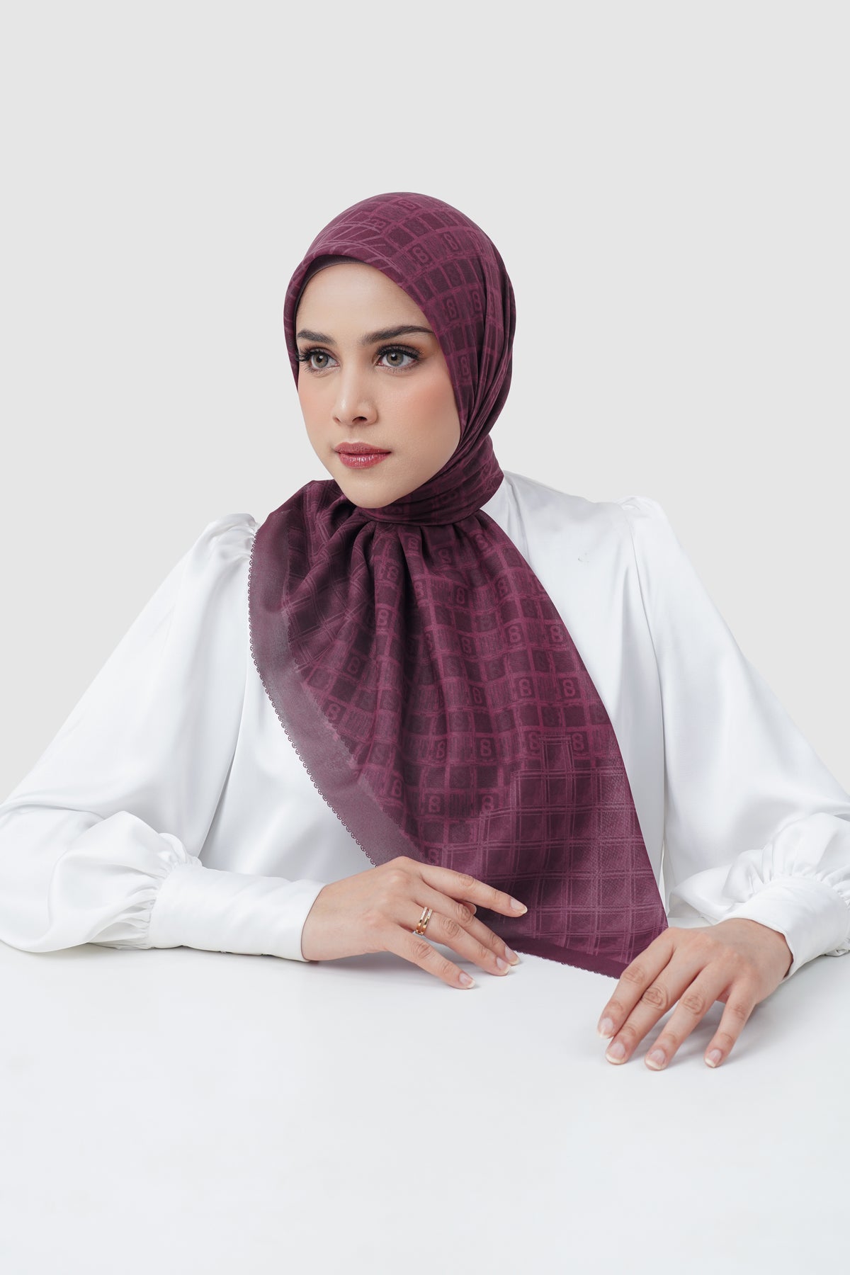 Musée Square - Plum