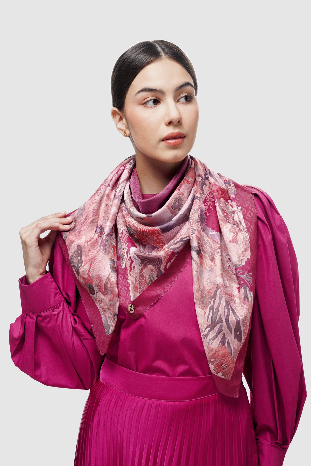 Dune Jacquard Voile Square - Fuchsine