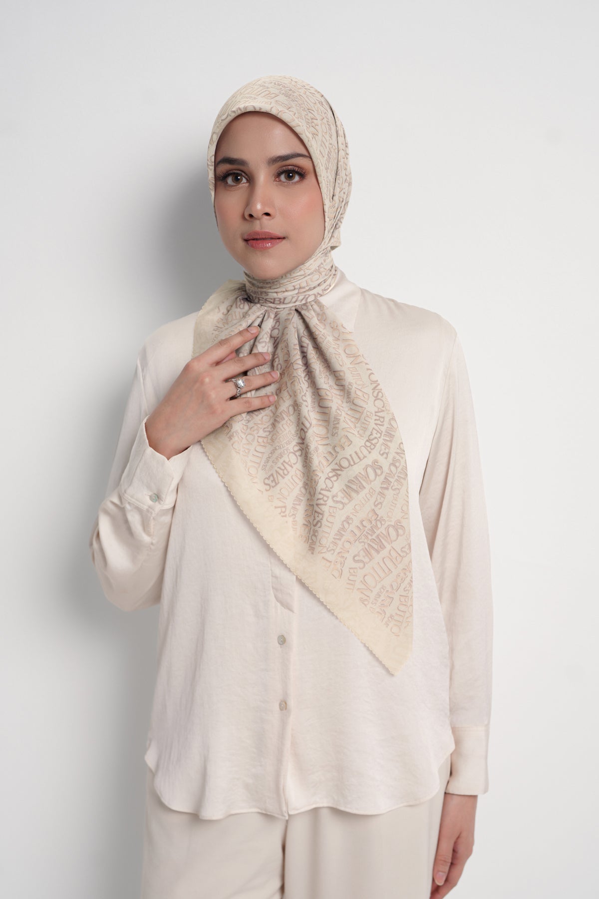 Waves Monogram Square - Sandshell