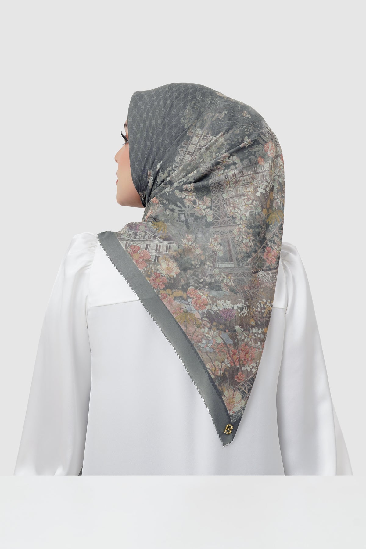 The Parisian 3.0 Square - Métro