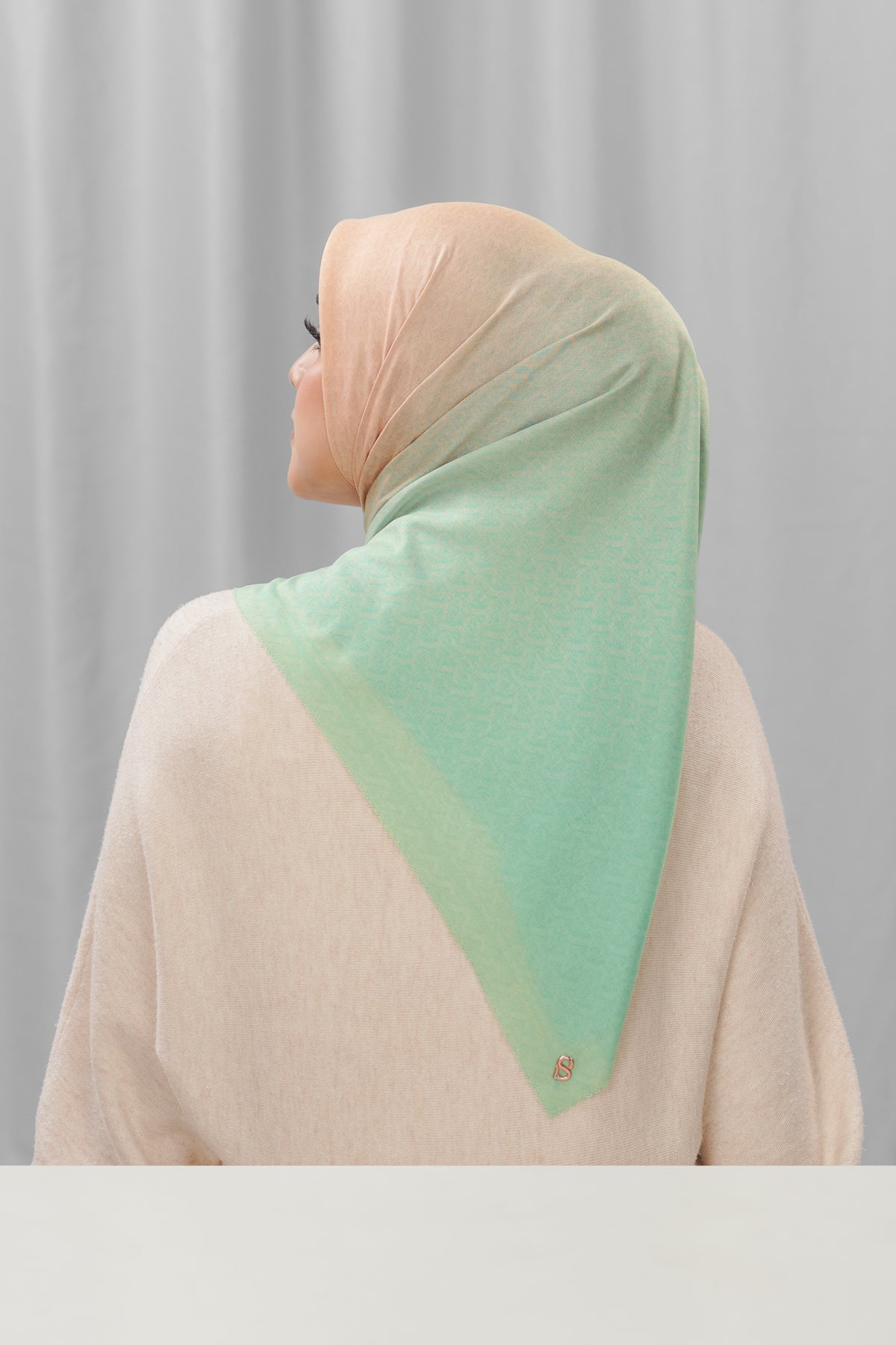 Bimu Horizon Satin Square - Mirach