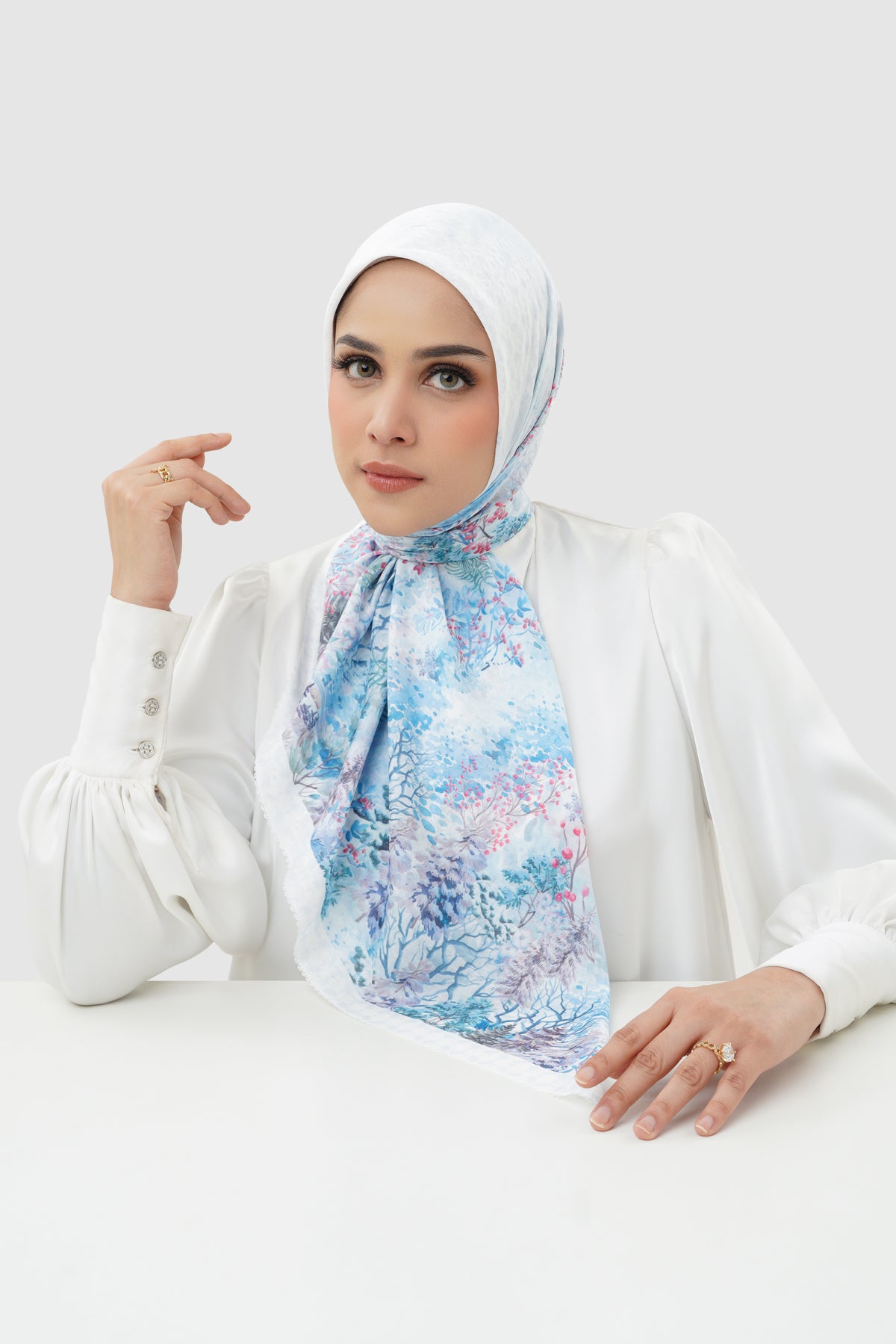 Holiday 3 Voile Square - Glacier