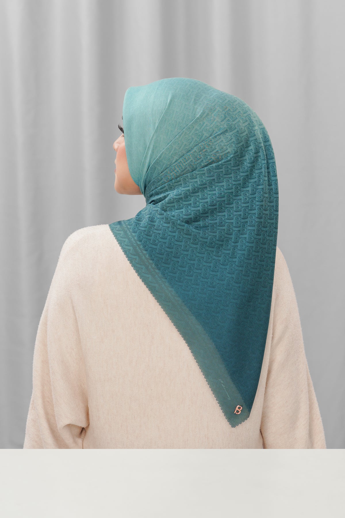 Bimu Horizon Satin Square - Nebula