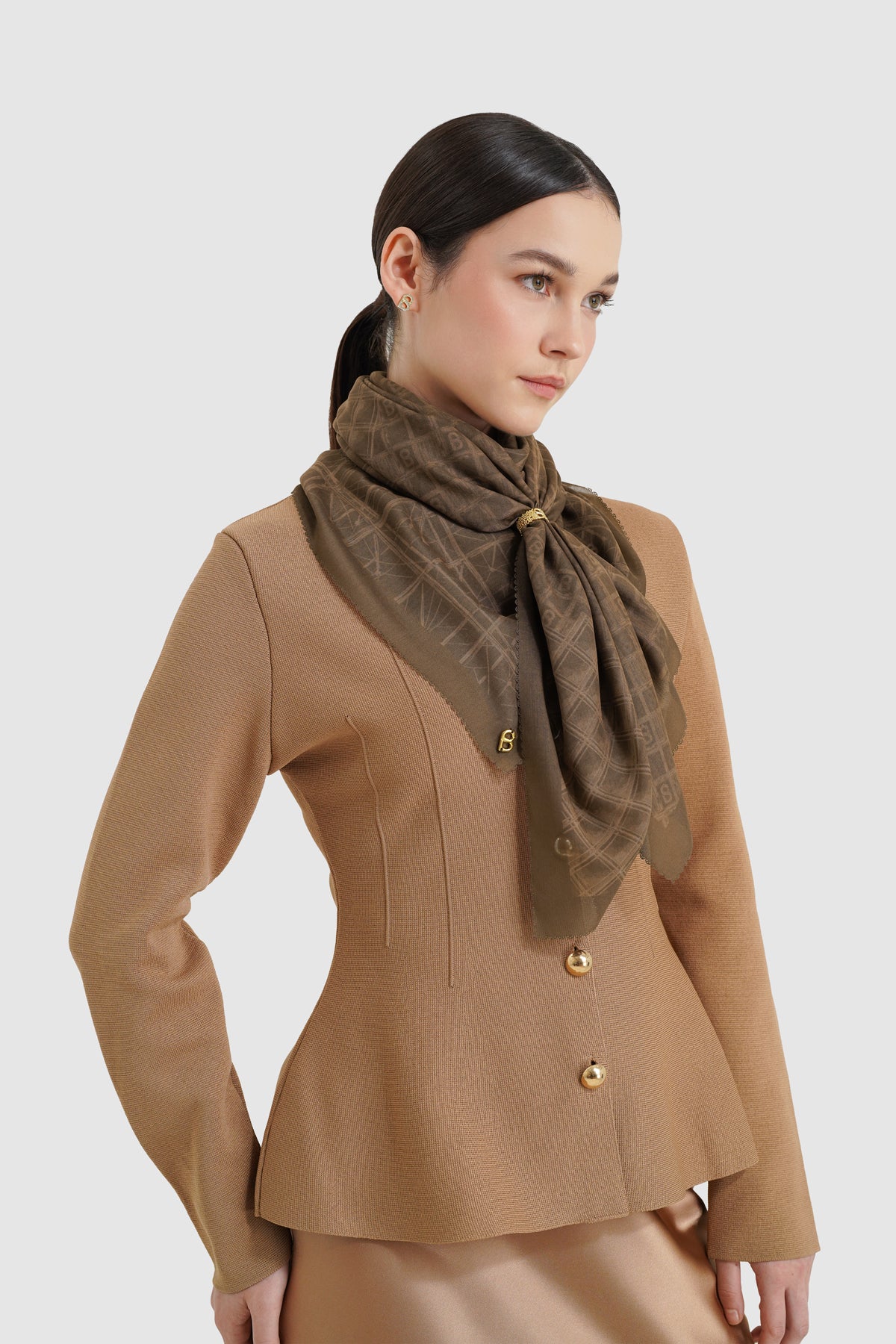 Musée Square - Cinnamon