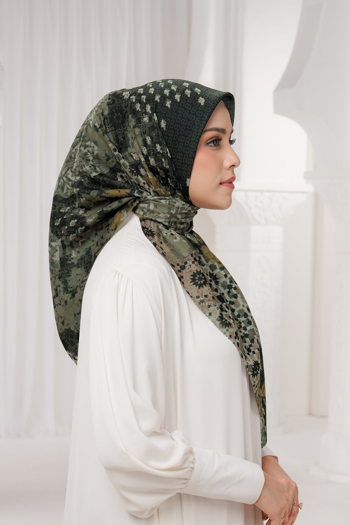 Moroccan Satin Square - Charcoal