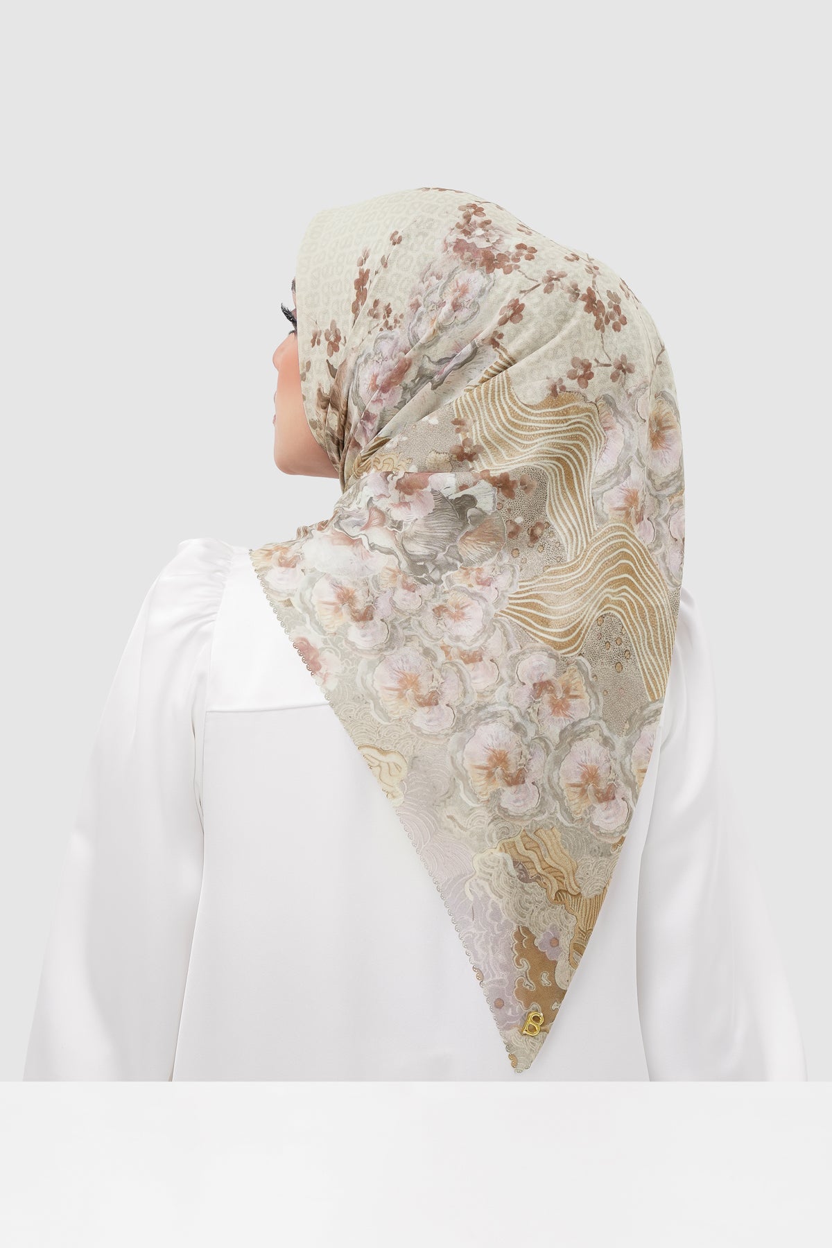 Kirei Satin Square - Ikebana