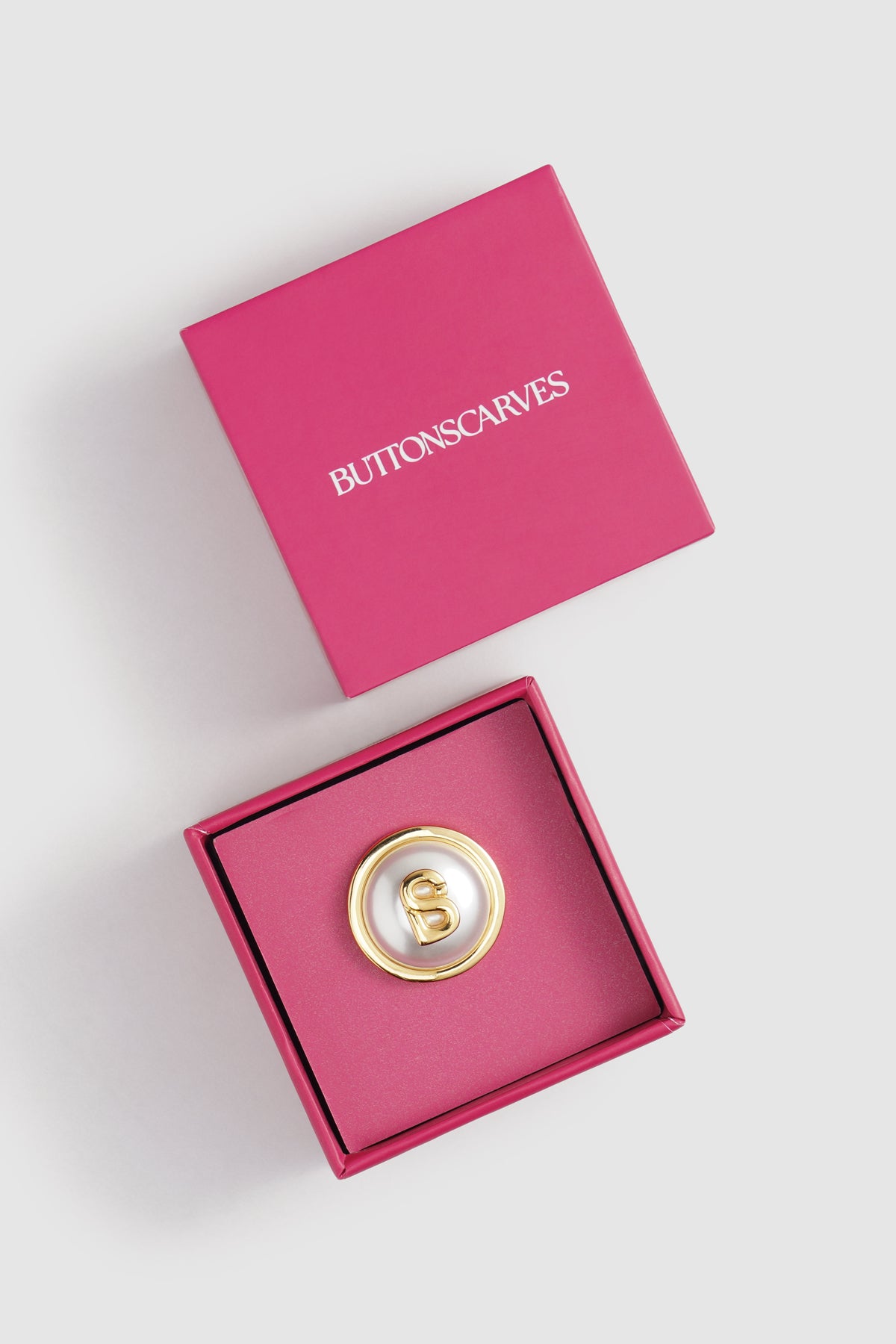 Petite Round Pearl Brooch - Gold