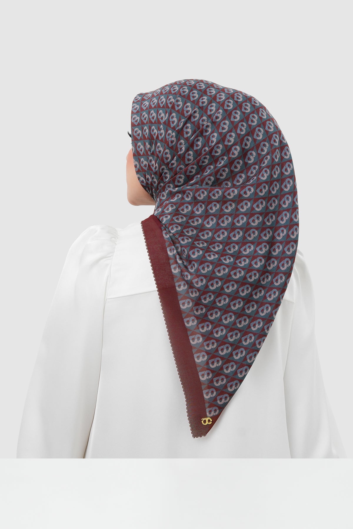 Prism Voile Square - Red Velvet