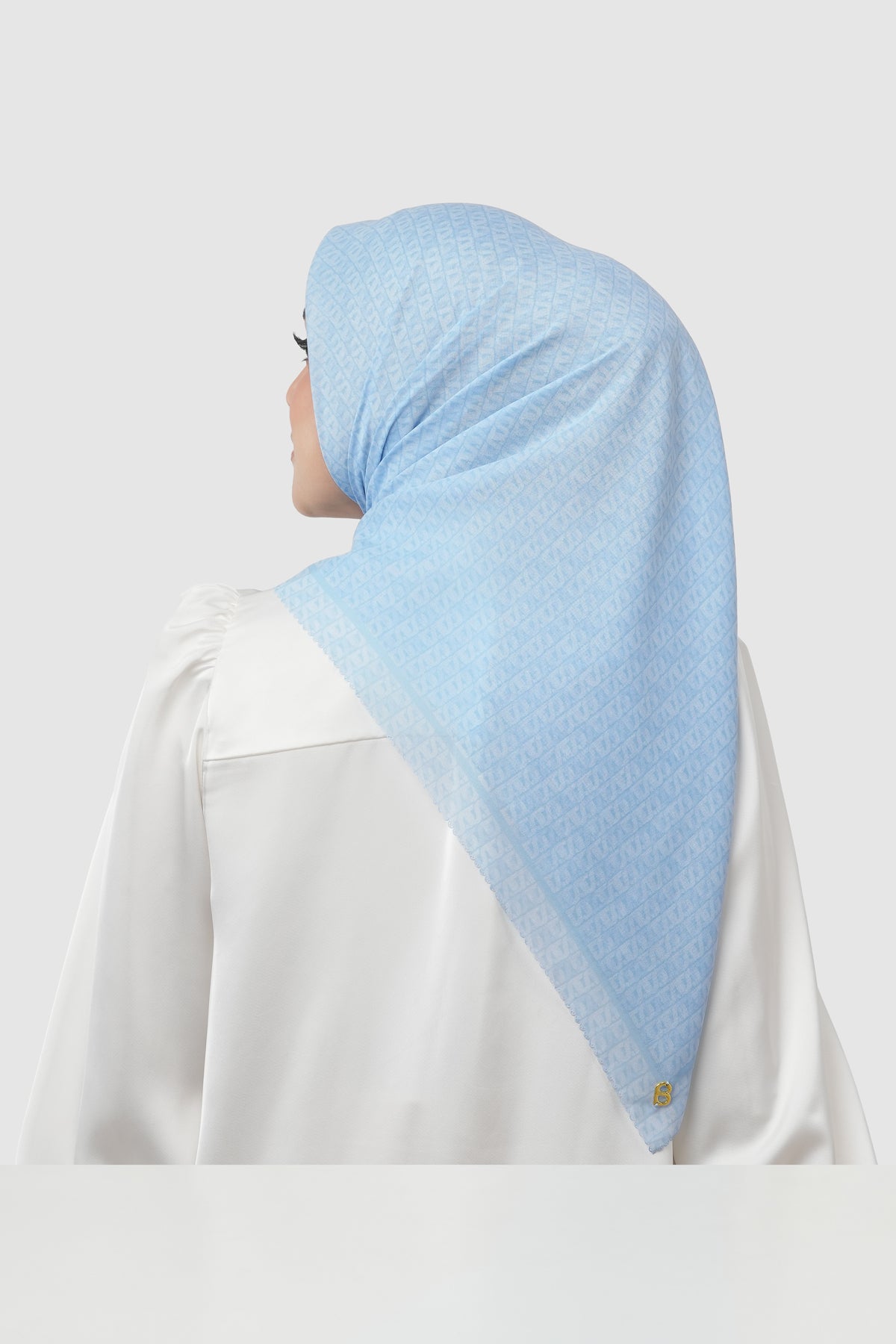 Interlock Voile Square - Skyway