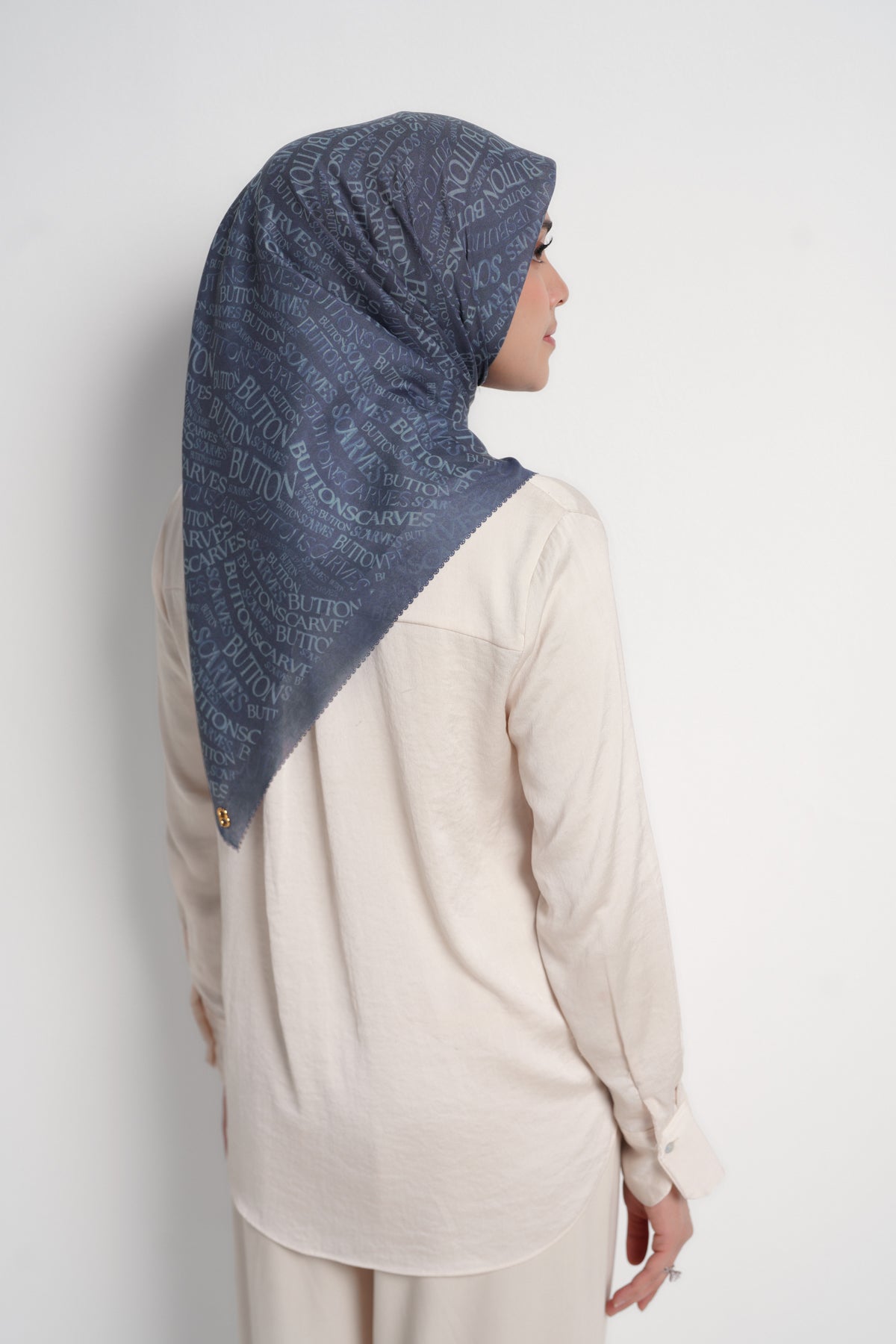 Waves Monogram Square - Dark Blue