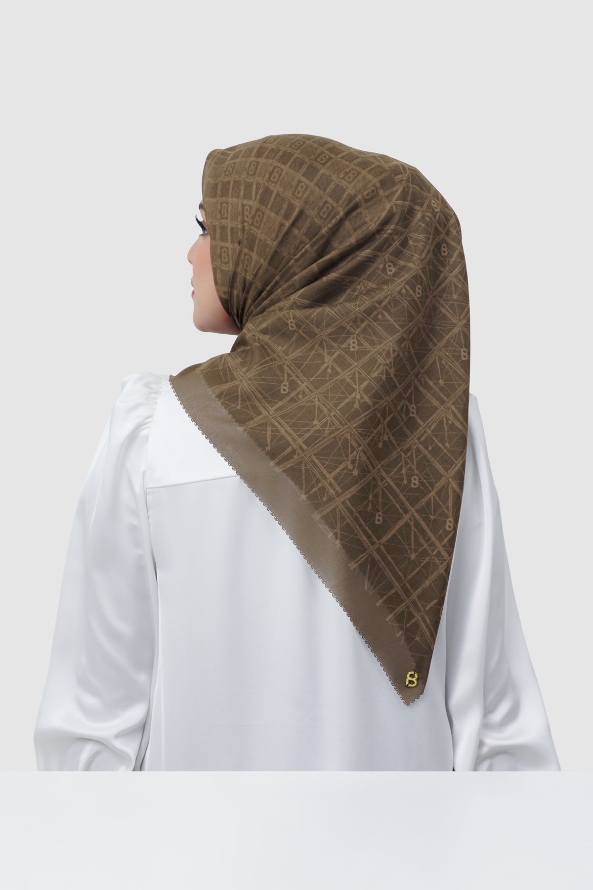 Musée Square - Cinnamon