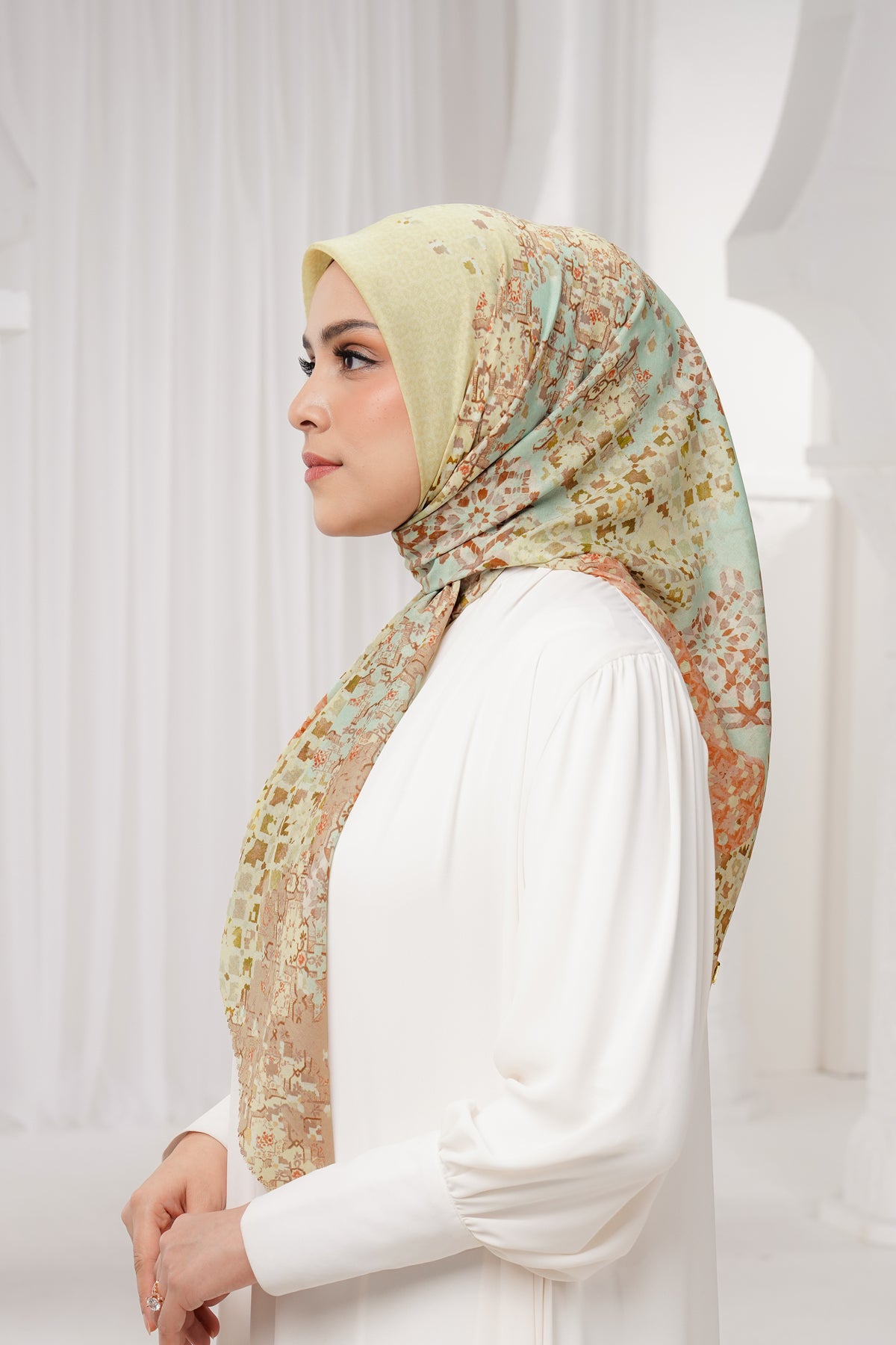 Moroccan Satin Square - Butter