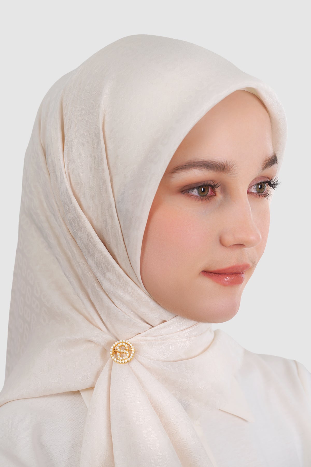 Round Pin Brooch Package 04 - Gold