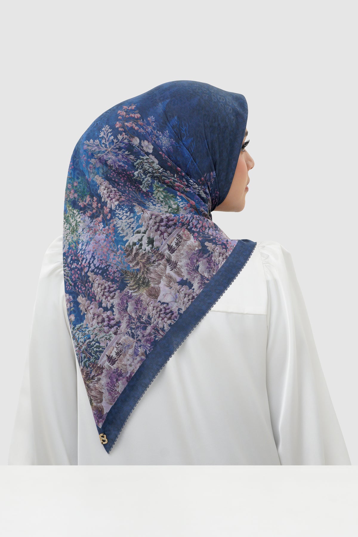 Holiday 3 Voile Square - Sapphire Blue