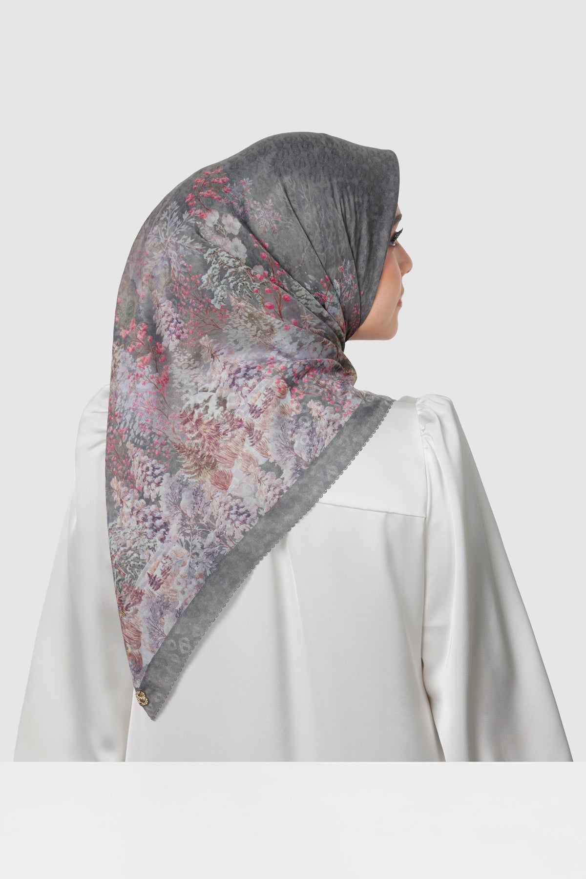 Holiday 3 Voile Square - Fog