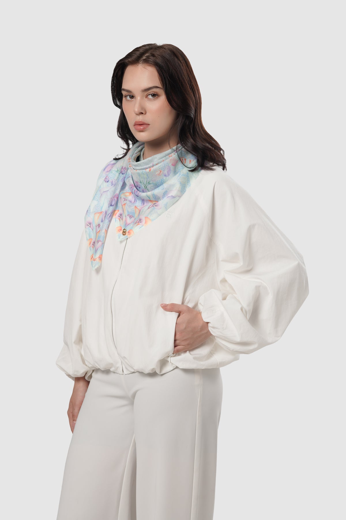Tulip Satin Square - Pearl