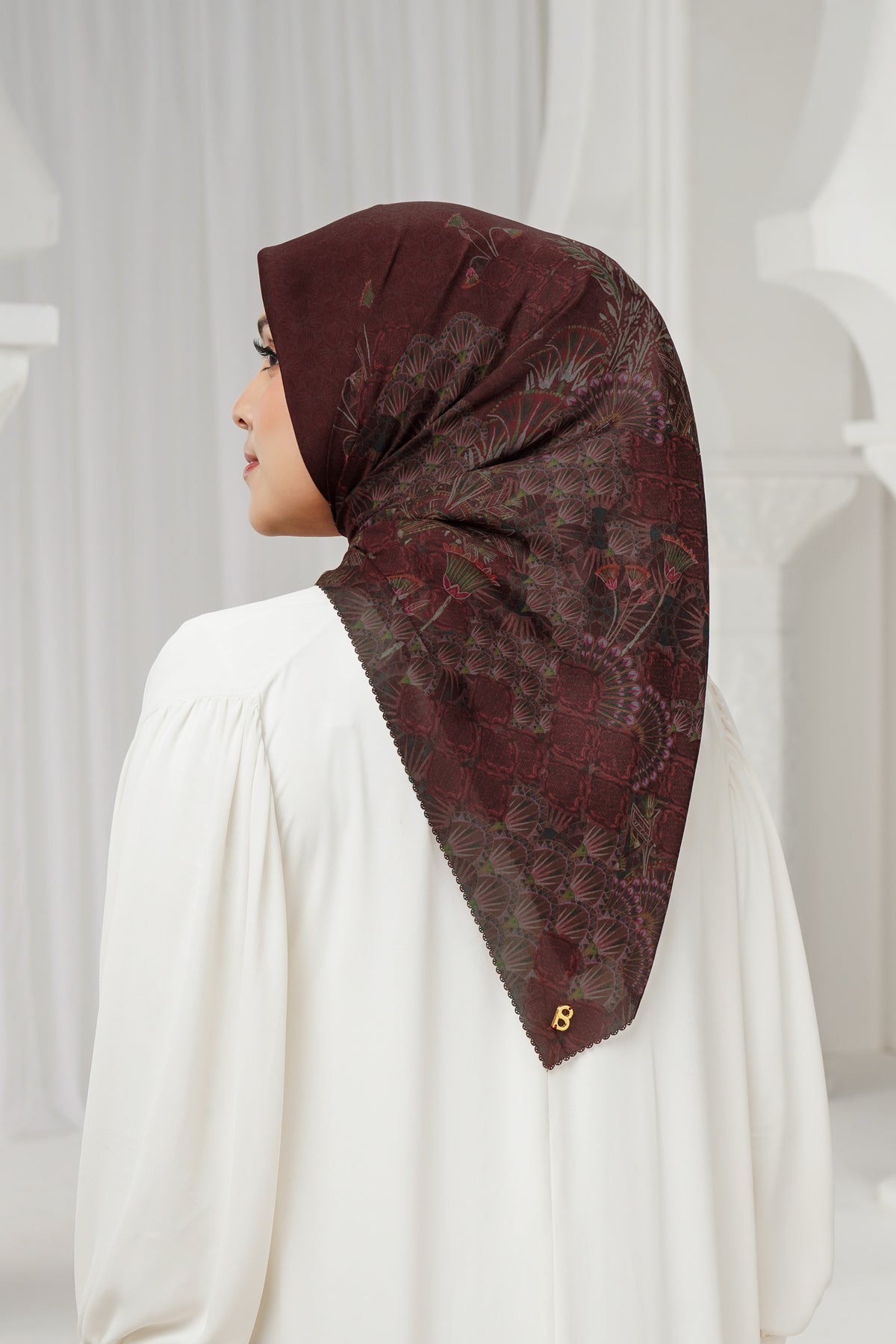 Egypt Voile Square - Carmine