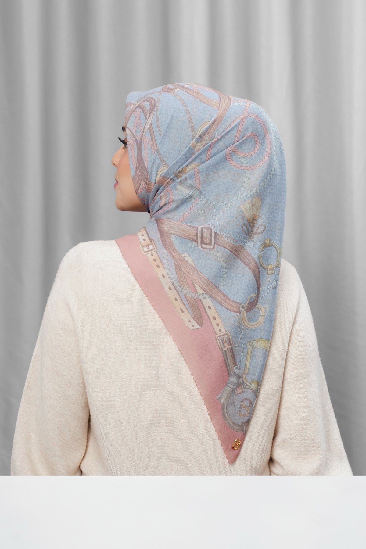 Alexandra Voile Square - Château