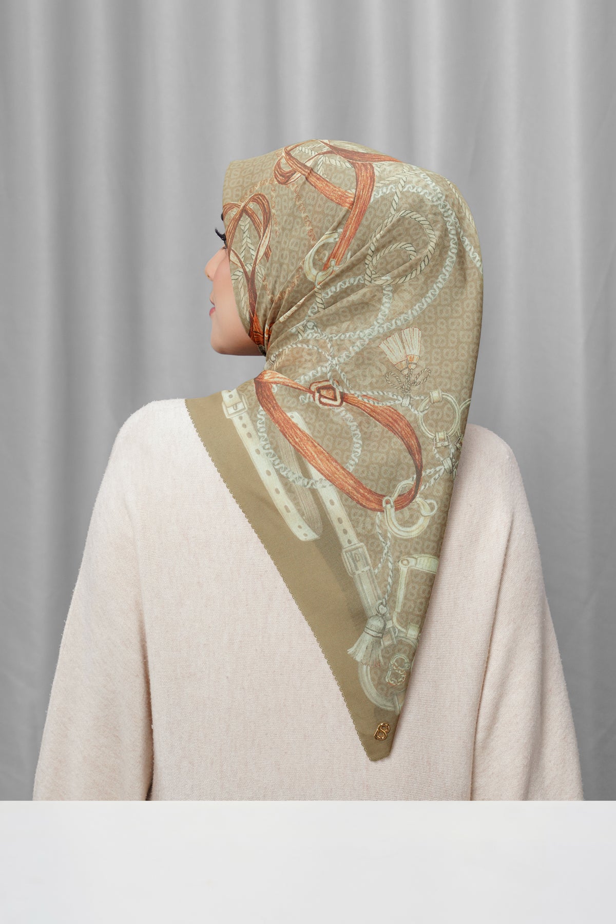 Alexandra Silk Jacquard Square - Tapestry