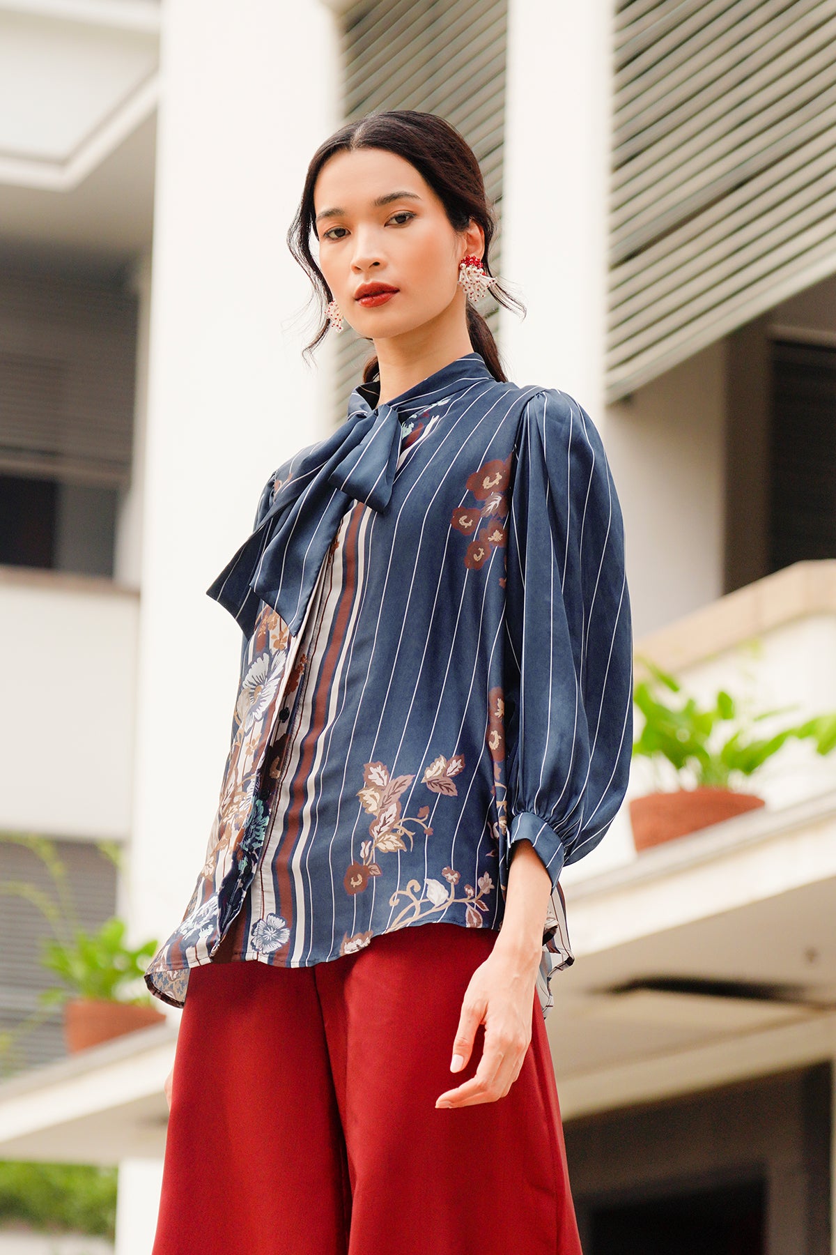 Amona Shirt with Tied Bow - Navy