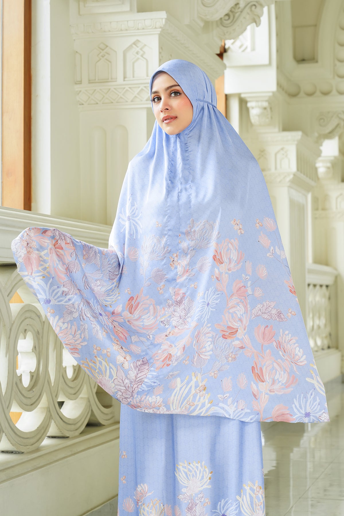 Hermosa Prayer Robe - Hortensia