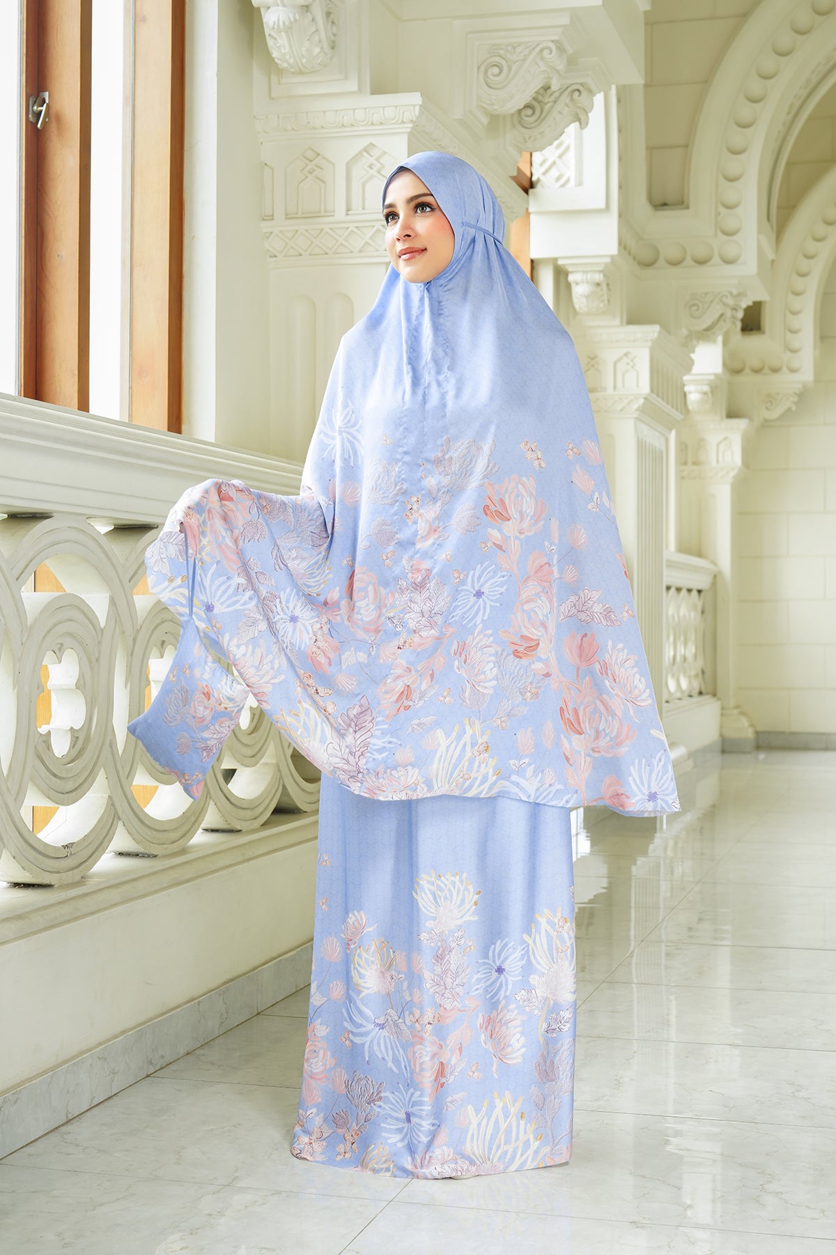 Hermosa Prayer Robe - Hortensia