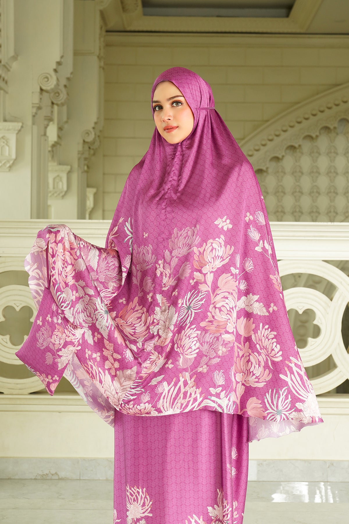 9590003925304-Hermosa Prayer Robe - Lewisia