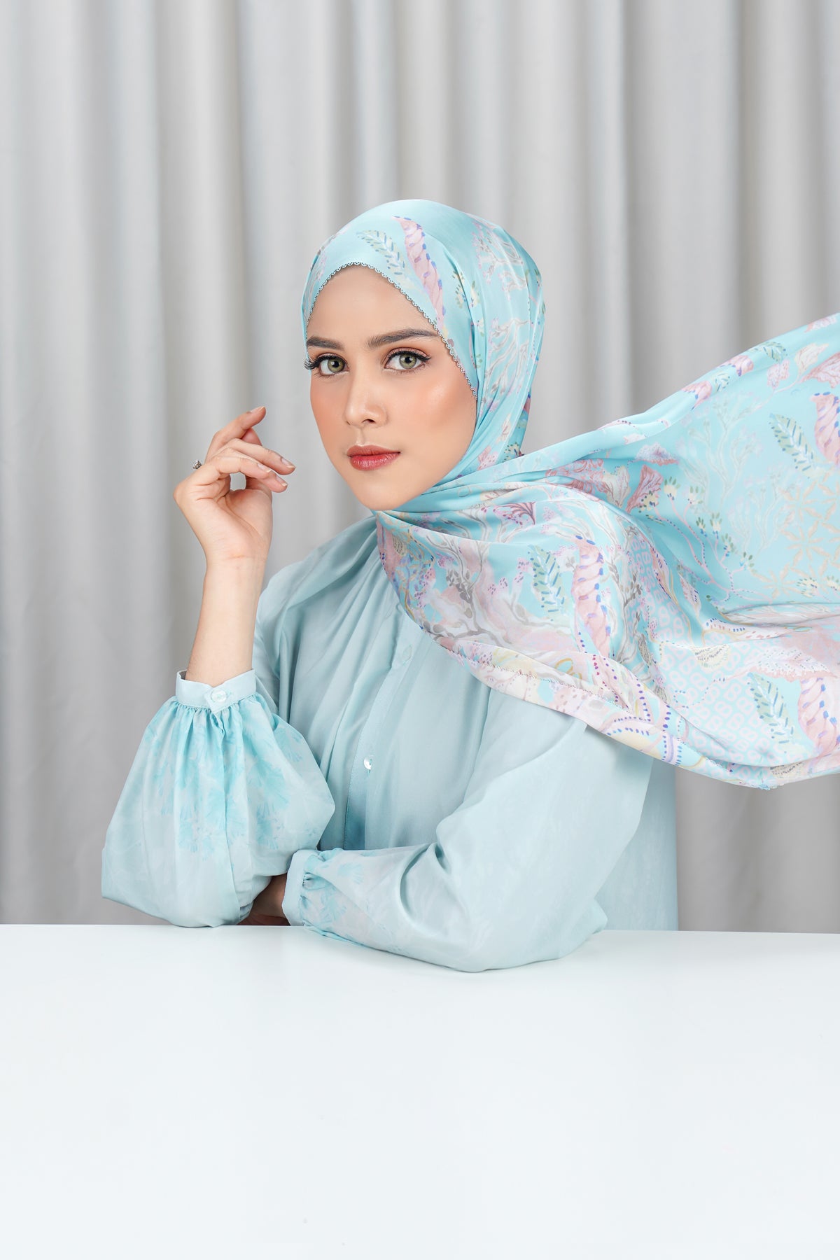 Misool Satin Shawl - Lagoon