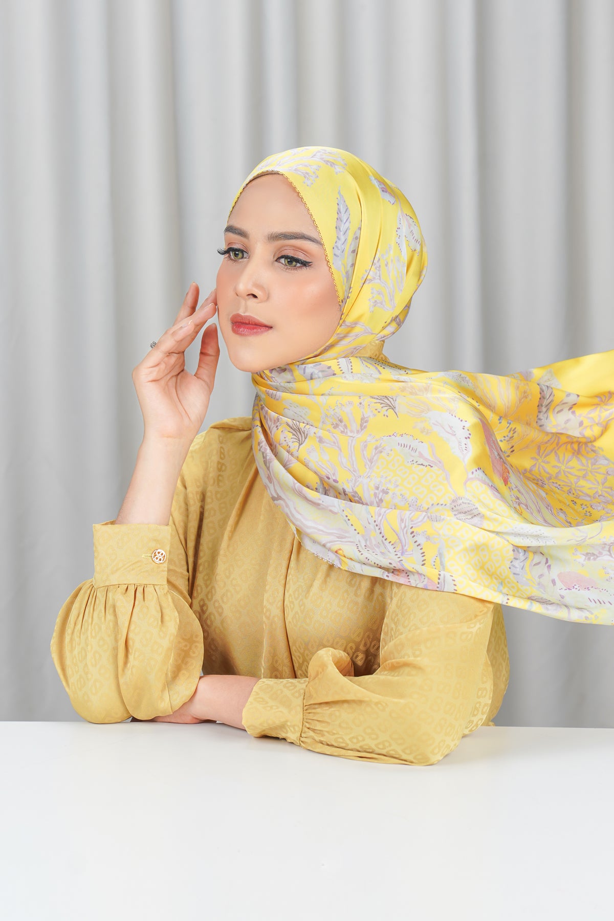 Misool Satin Shawl - Sun