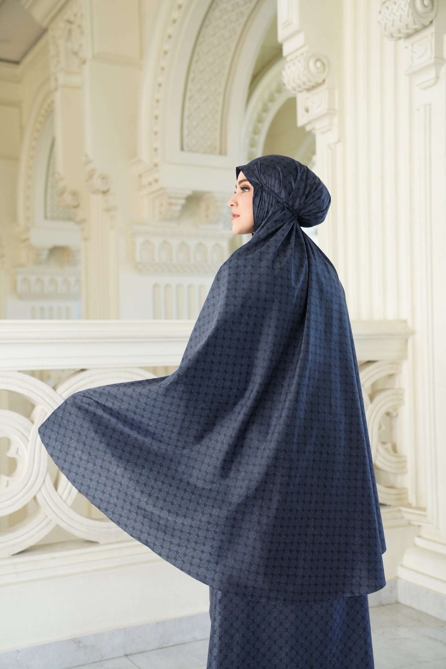 Monogram Mini Capsule Prayer Robe - Navy