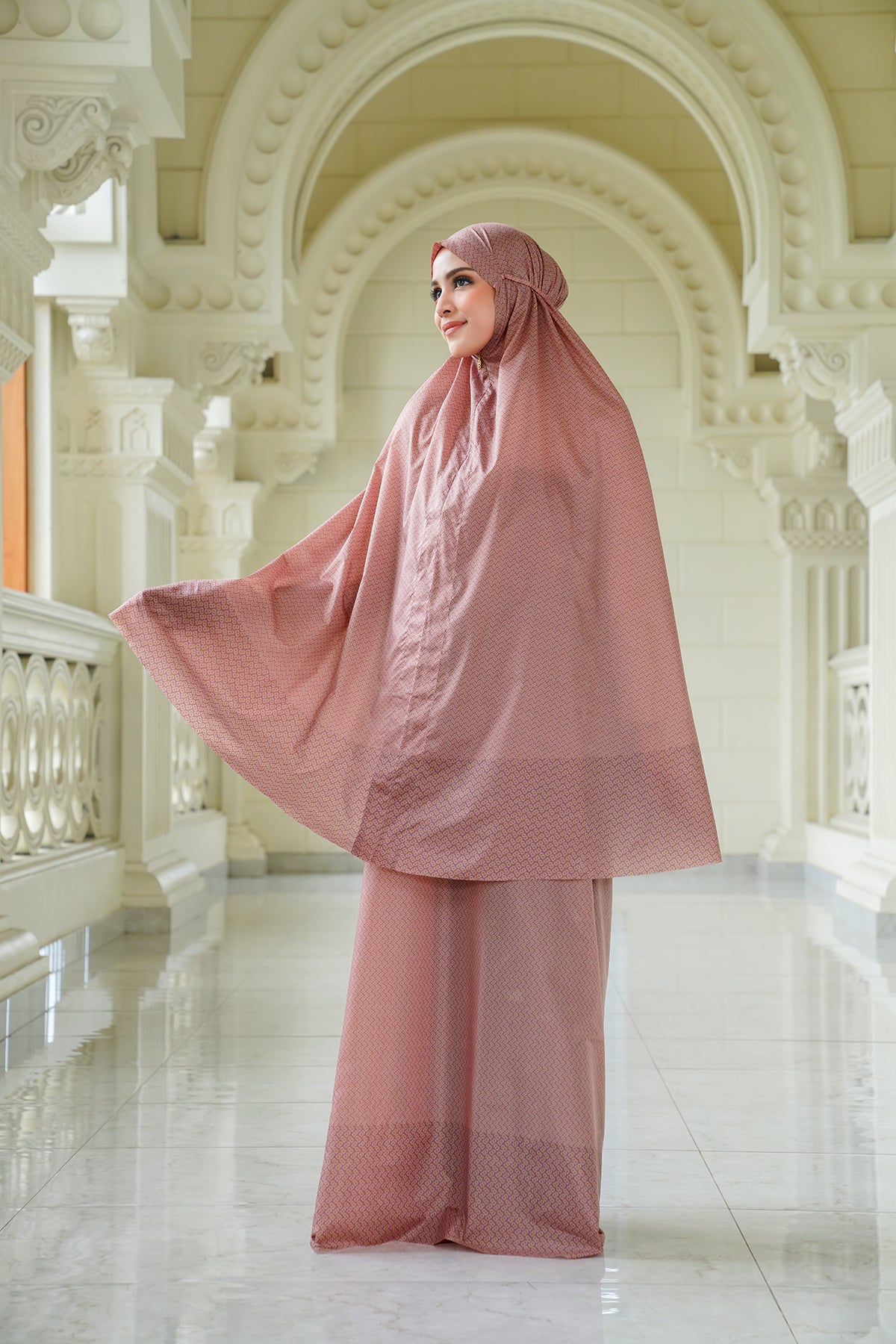 9723499774264-Tapis de Fleur Capsule Prayer Robe - Dusty Rose
