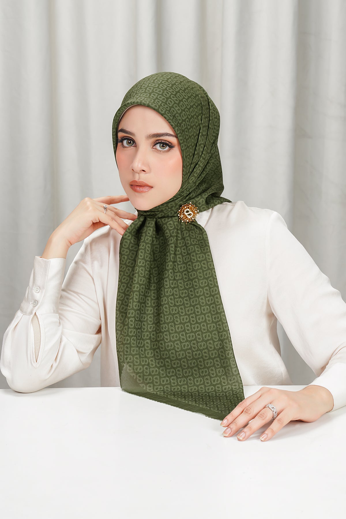 Tapis Square - Avocado