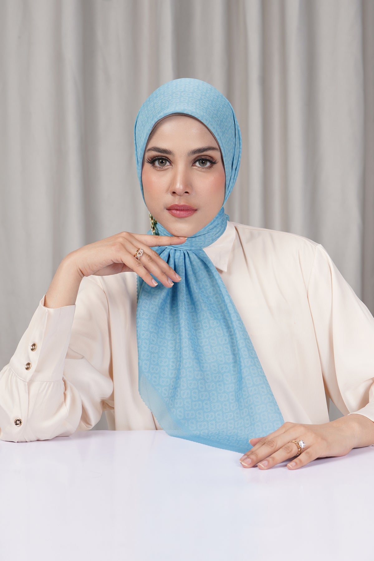 Tapis Square - Sky Blue