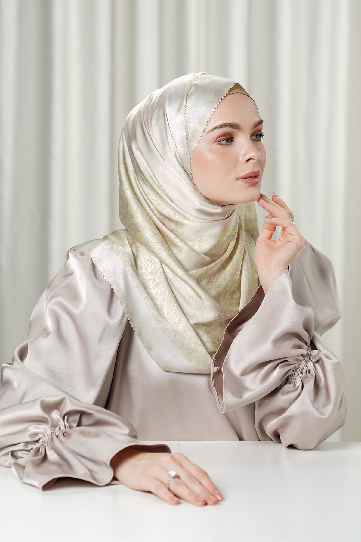 The Crown Satin Shawl - Candle